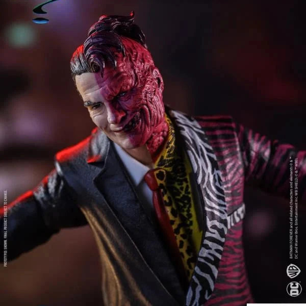 Batman Forever DC Multiverse Two Face Action Figure - Collectible Buildable Nightmare Bat - Perfect for DC Fans, Collectors & Display - Great for Home Decor, Office Display & Comic Conventions