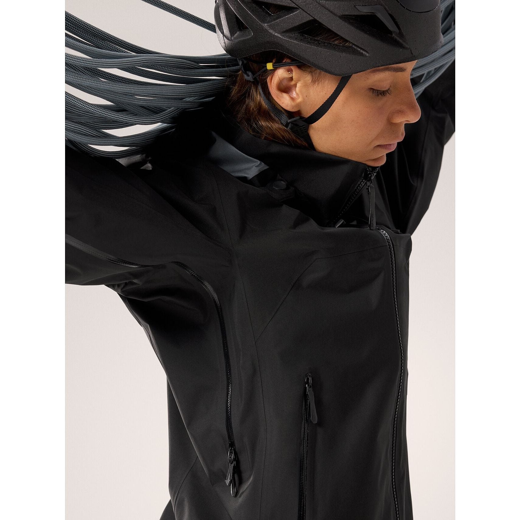 Arc'teryx Women's Beta AR Waterproof Hiking Jacket - Lightweight Rain Shell for Outdoor Adventures, Camping & Travel