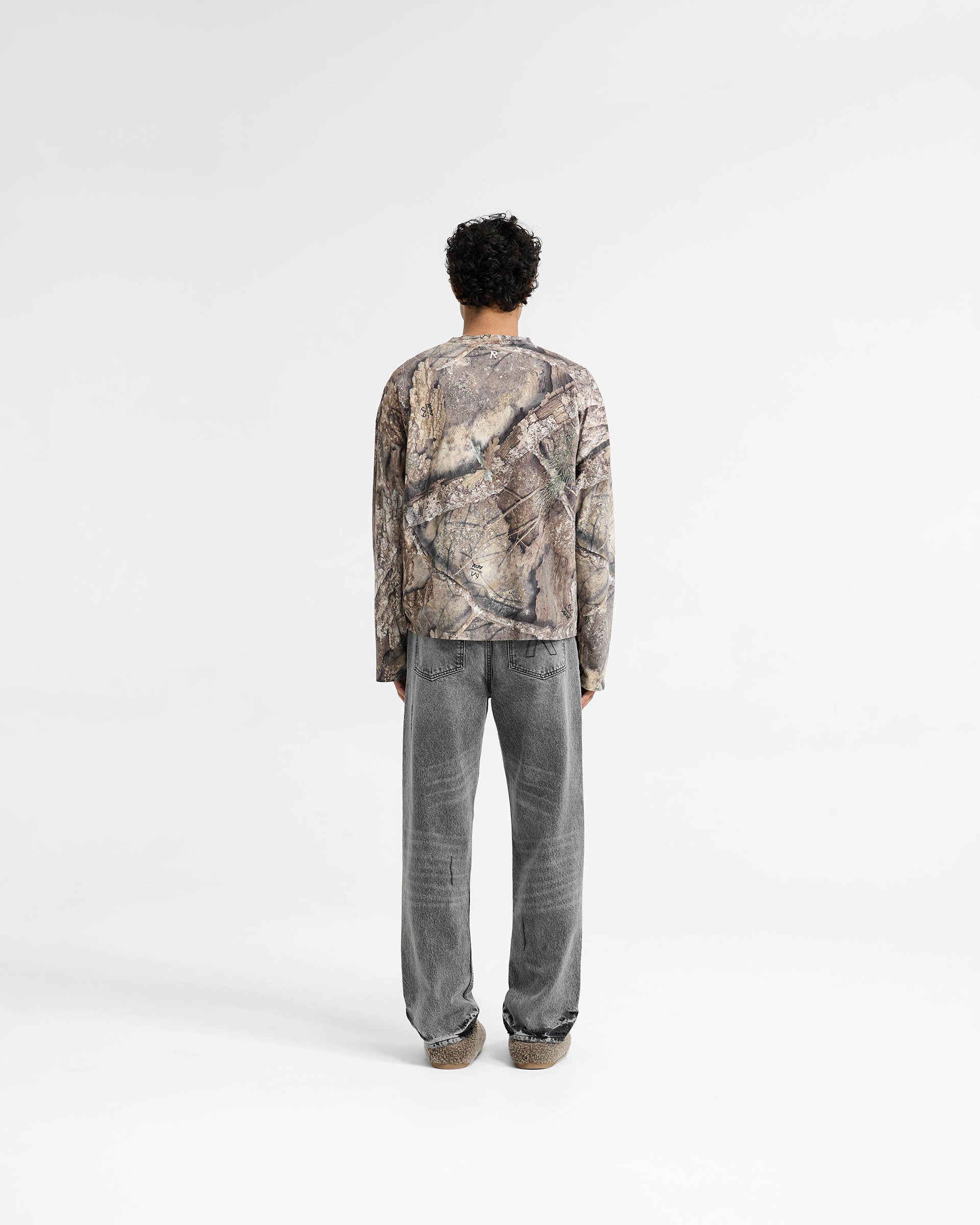 Realtree® Camo Long Sleeve T-Shirt for Men - Hunting & Outdoor Camouflage Shirt - Durable Comfort Fit for Hunting, Fishing, Camping & Outdoor Activities