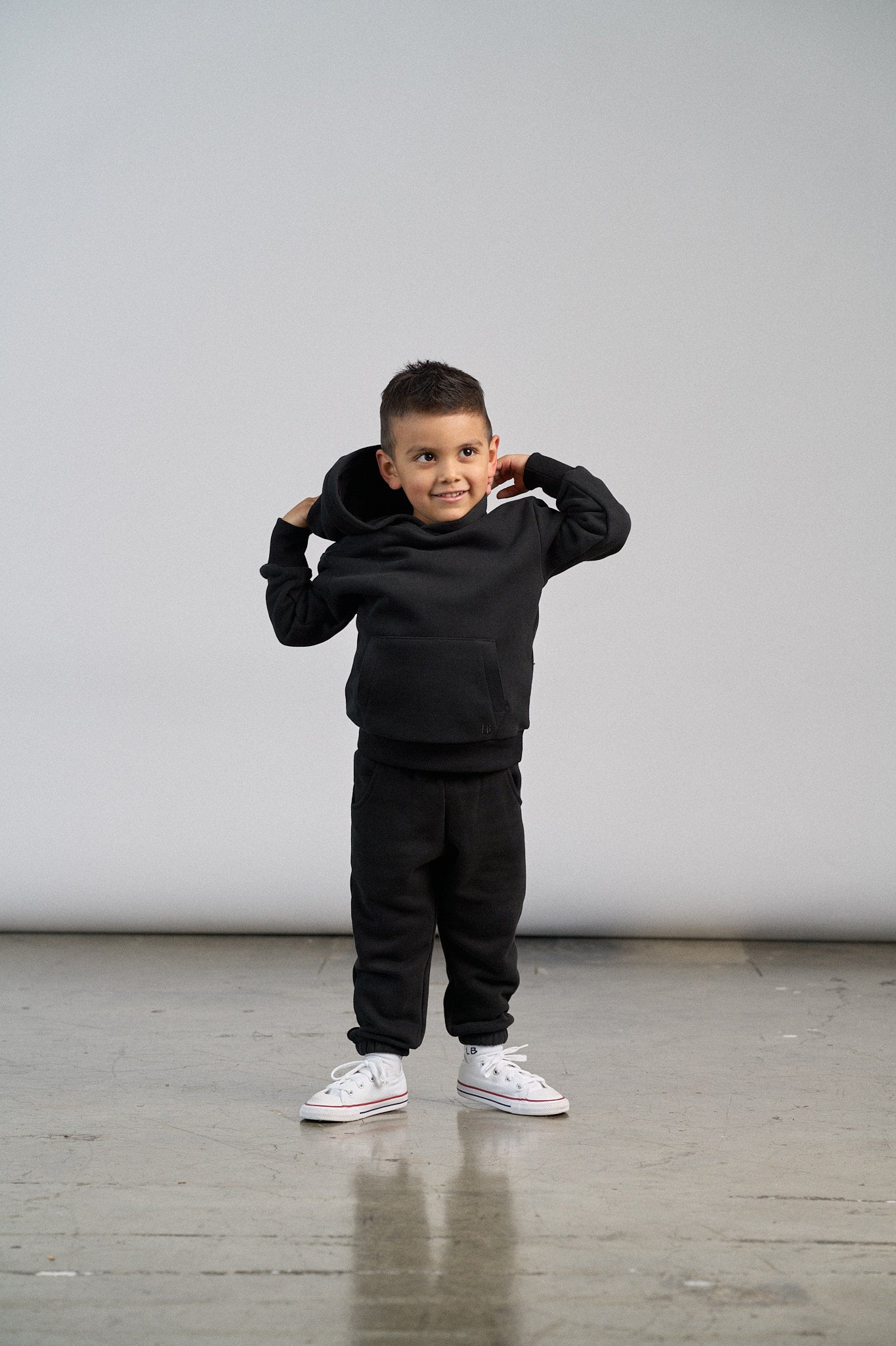 Premium Black Elevated Hoodie for Men & Women - Cozy & Stylish Pullover for Casual Wear, Gym, and Outdoor Activities
