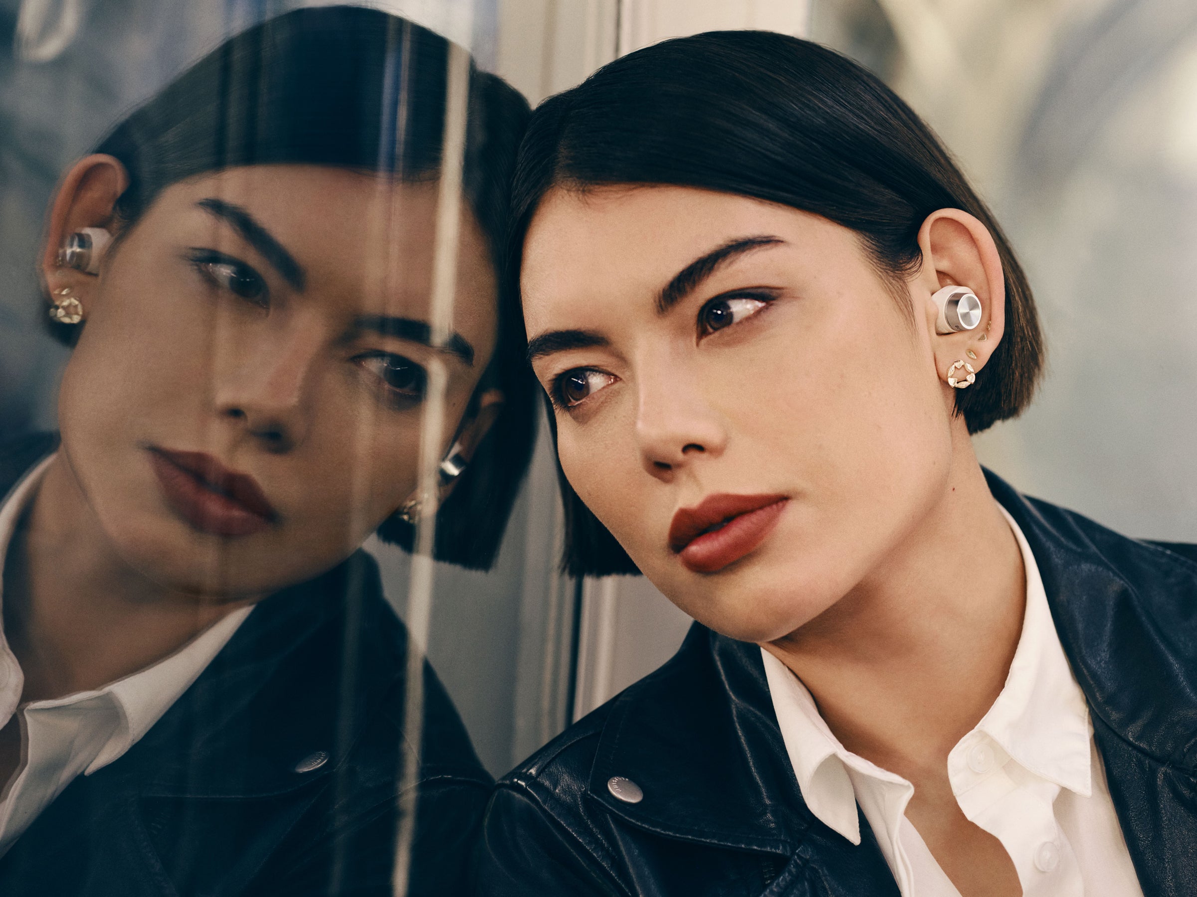 Bowers & Wilkins PI7 S2 Wireless Earbuds - Premium Noise Cancelling Bluetooth Headphones with Hi-Fi Sound | Perfect for Commuting, Workouts & Travel