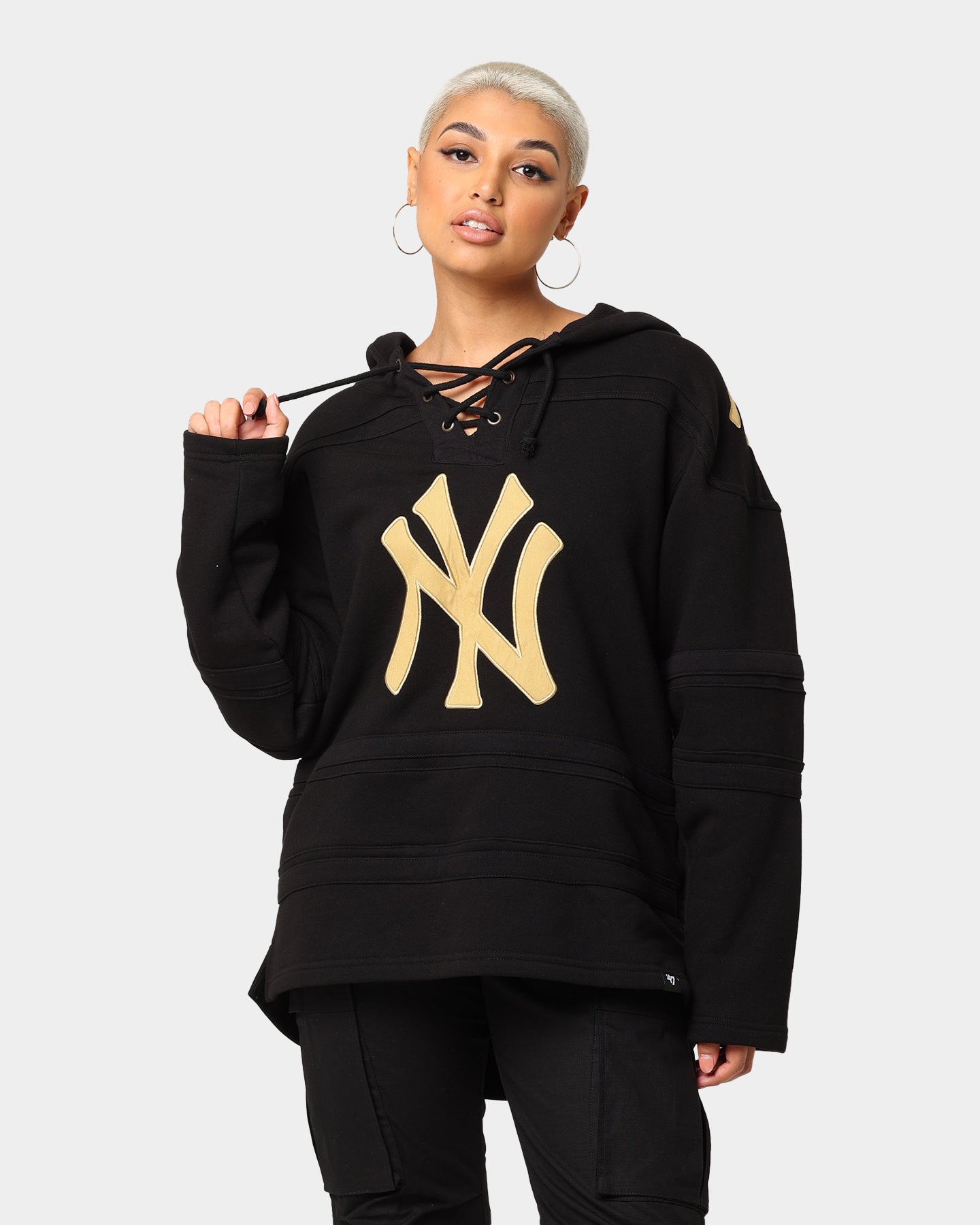 47 Brand New York Yankees Superior Lacer Hoodie Black/Gold - Men's Baseball Fan Apparel for Game Day & Casual Wear
