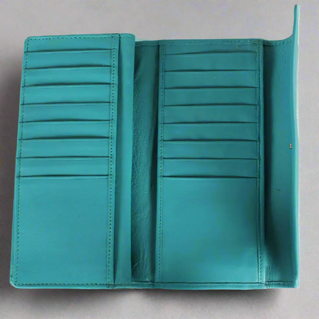 JBG International Women's Wing Flap Trifold Leather Wallet - RFID Blocking Slim Wallet for Credit Cards & Cash - Perfect for Travel, Shopping & Everyday Use