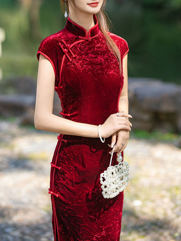 2024 Red and Blue Velvet Maxi Cheongsam Qipao Dress - Elegant Chinese Traditional Gown for Parties, Weddings & Special Occasions