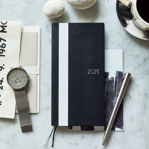 Hobonichi Techo 2025 Planner - Black Weeks Softcover, Weekly Horizontal Layout, English Edition (January Start, Monday Start) | Perfect for Journaling, Productivity & Daily Planning