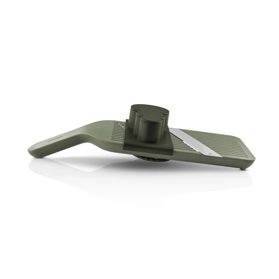 EVA SOLO Green Mandolin Slicer - Stainless Steel Vegetable Cutter with Adjustable Thickness for Kitchen, Salad Prep & Food Garnishing