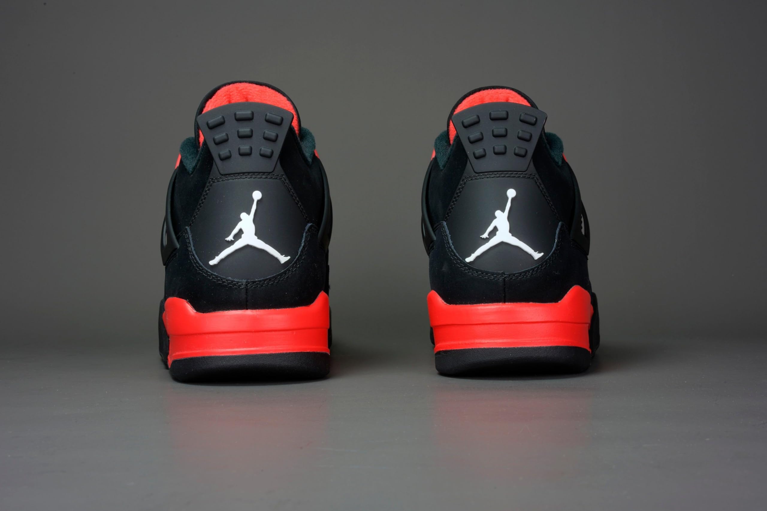 Jordan Men's Air Jordan 4 Retro Basketball Shoes - Classic Sneakers for Men, High-Top Comfort & Style - Perfect for Basketball, Casual Wear & Street Fashion