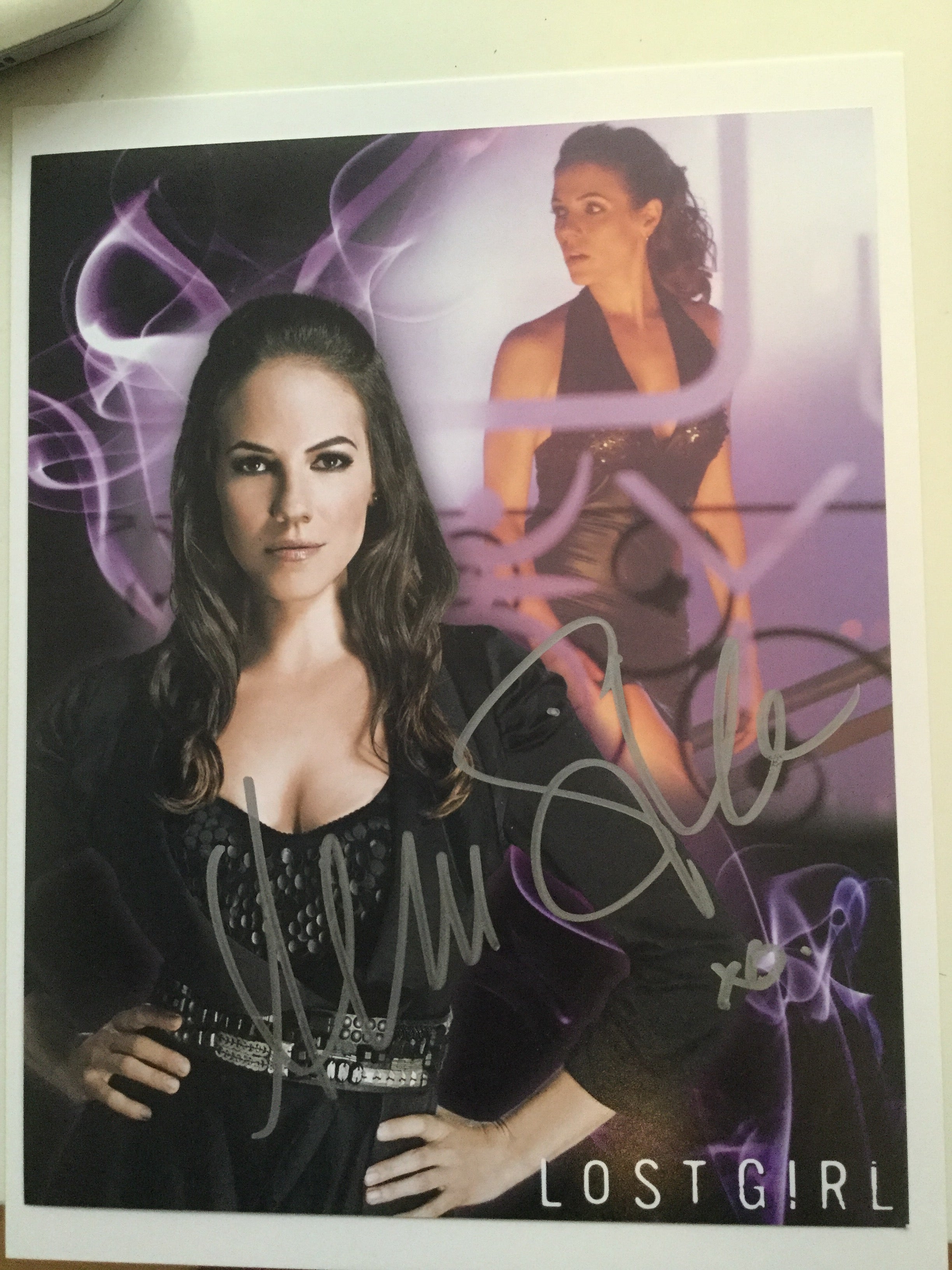 Lost Girl Anna Silk Autographed Photo with Certificate of Authenticity (COA) - Perfect for Collectors, Fans, and Memorabilia Displays