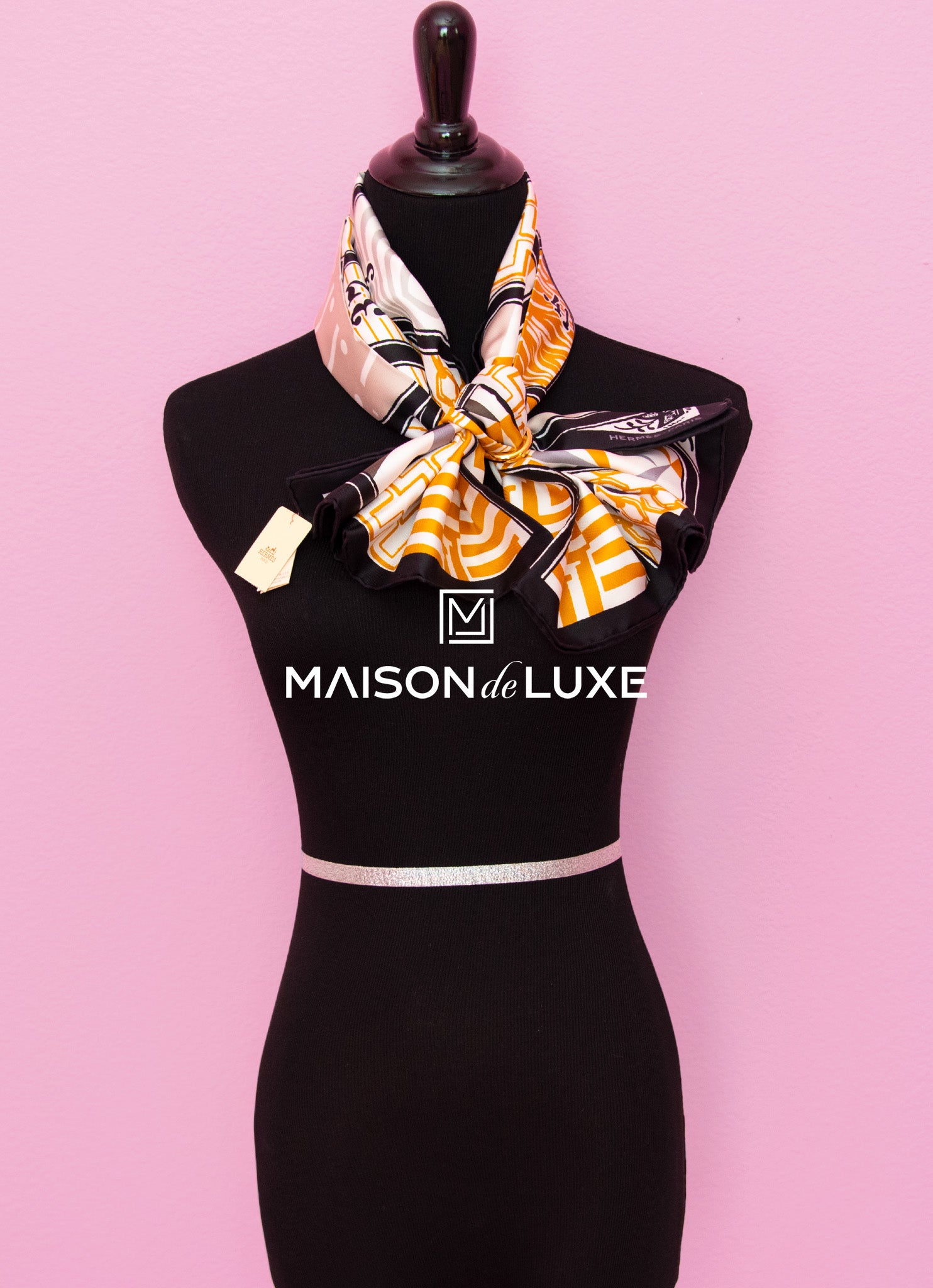Hermes Jeu de Soie Caramel Twill Silk Scarf 90cm - Luxury Fashion Accessory for Women, Perfect for Gifts & Special Occasions