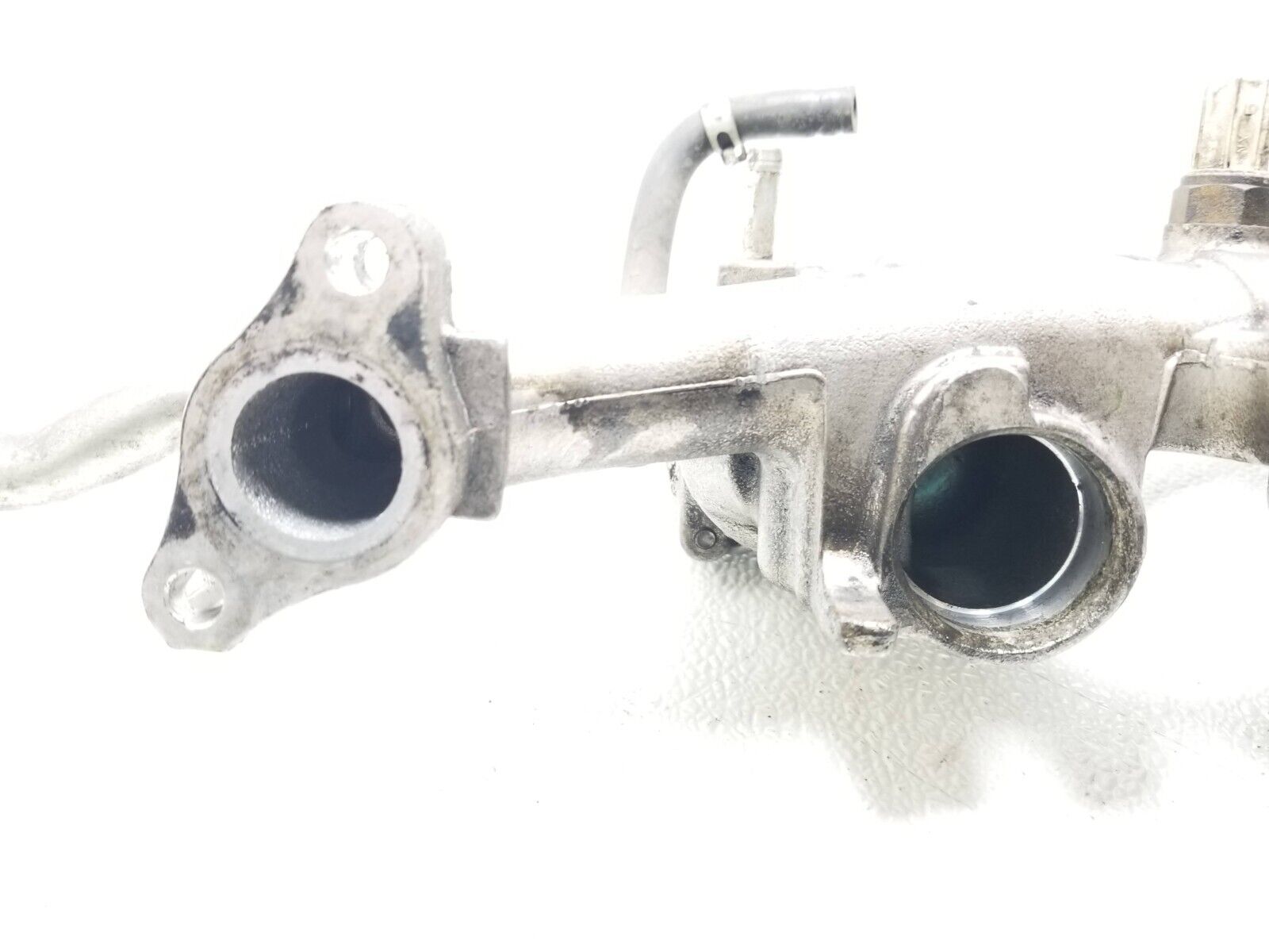 05-08 Acura RL 3.5L EGR Valve & Thermostat Housing OEM Replacement - Perfect for Engine Cooling System Maintenance & Performance Upgrade