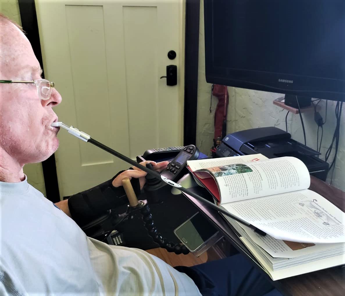 Jastick Mouthstick - V Bite Angled (22) Capacitive Touchscreen Stylus for Smartphones, Tablets & Computers - Lightweight, Durable & Rigid Assistive Device for Quadriplegics & Low Mobility Users - Perfect for Hands-Free Typing, Drawing & Device Navigation