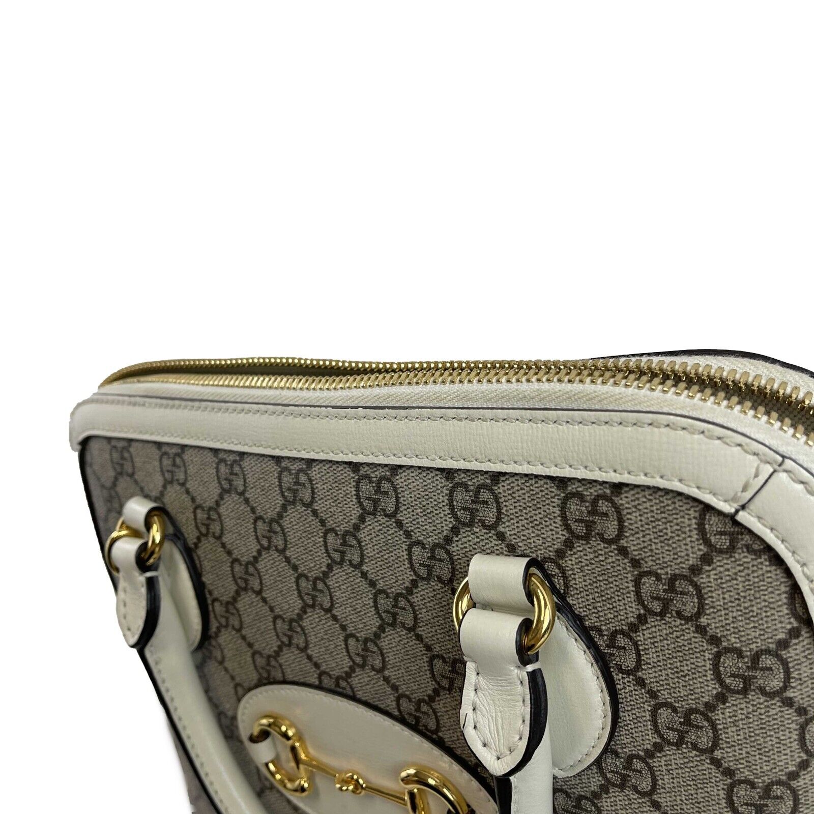 Gucci GG Supreme 1955 Horsebit Medium Shoulder Bag in Mystic White - Luxury Crossbody & Top Handle Purse for Women, Perfect for Work, Date Night & Travel Accessories