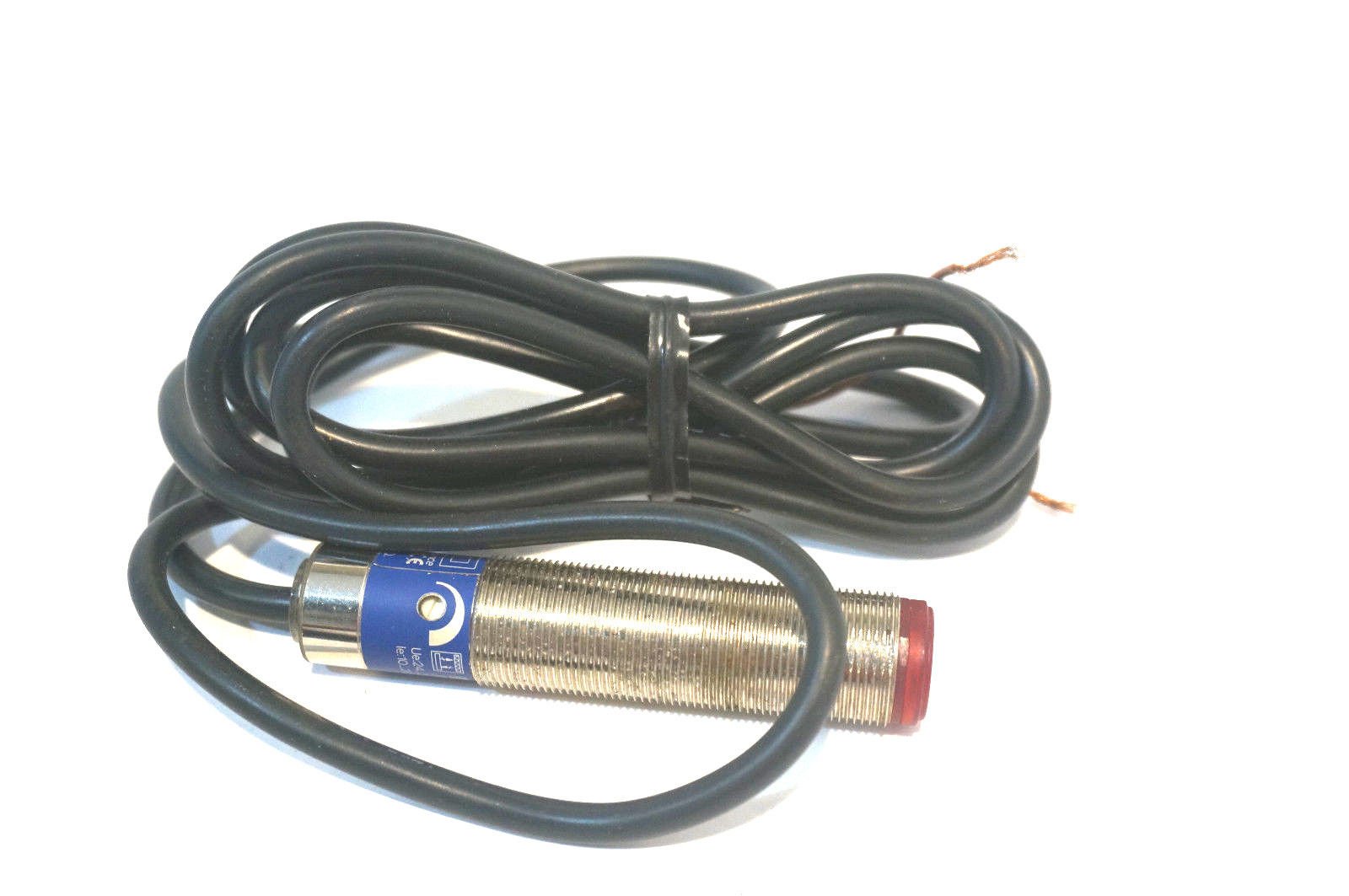 XU9M18MB230 Photoelectric Sensor 24V DC 100mA - Industrial Automation, Conveyor Systems & Packaging Equipment