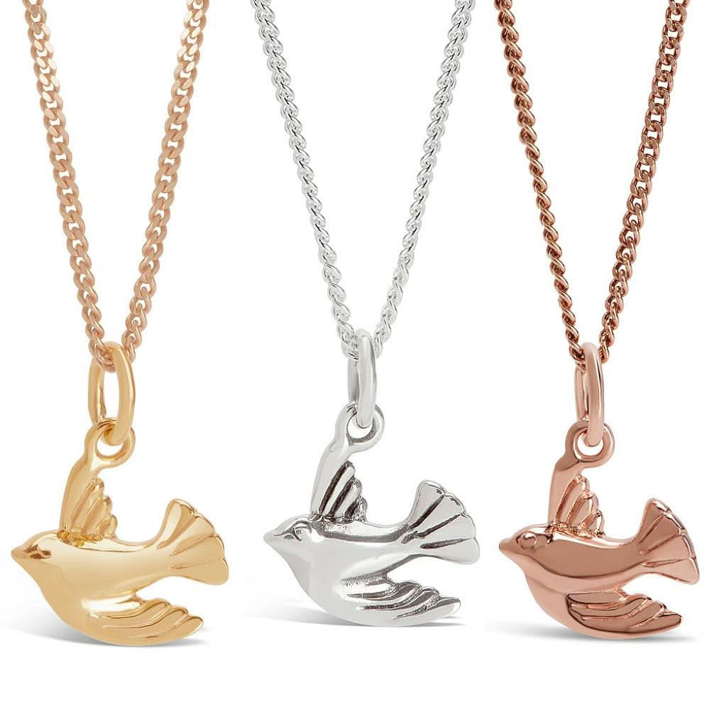 Elegant Silver Bird Pendant Necklace - Perfect for Everyday Wear, Gifts & Special Occasions