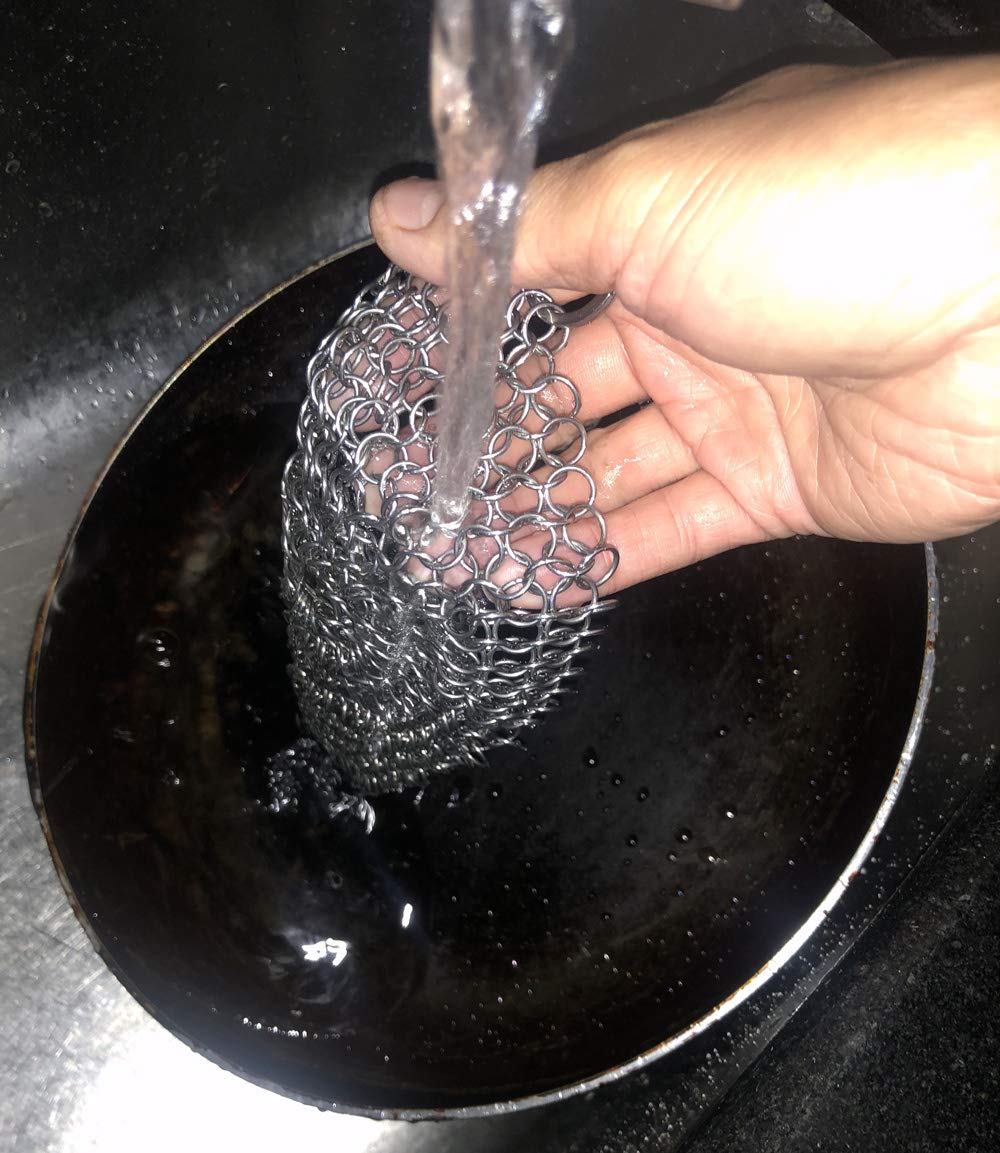 Premium 316 Stainless Steel Cast Iron Cleaner & Chainmail Scrubber - 7 Inch Round for Cast Iron Skillets, Dutch Ovens, Waffle Irons & Grill Pans - Perfect for Camping, Outdoor Cooking & Kitchen Maintenance