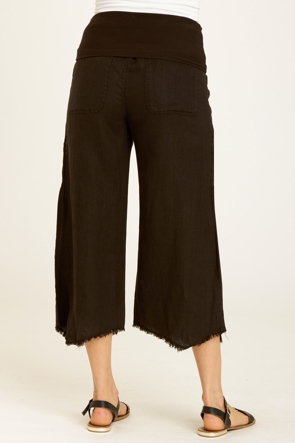 Pasqual Crop Top Black - Stylish Women's Fashion Tops for Casual Wear & Summer Outfits