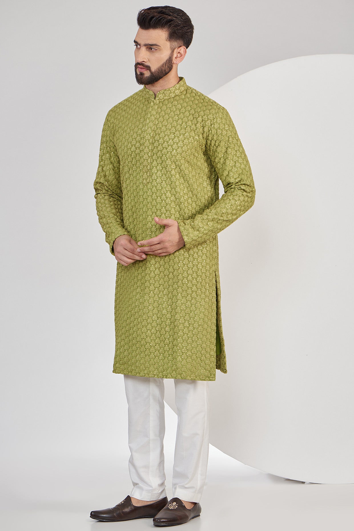 Elegant Mehndi Green Chikankari Kurta - Traditional Indian Embroidered Tunic for Women | Perfect for Festivals, Weddings & Cultural Events