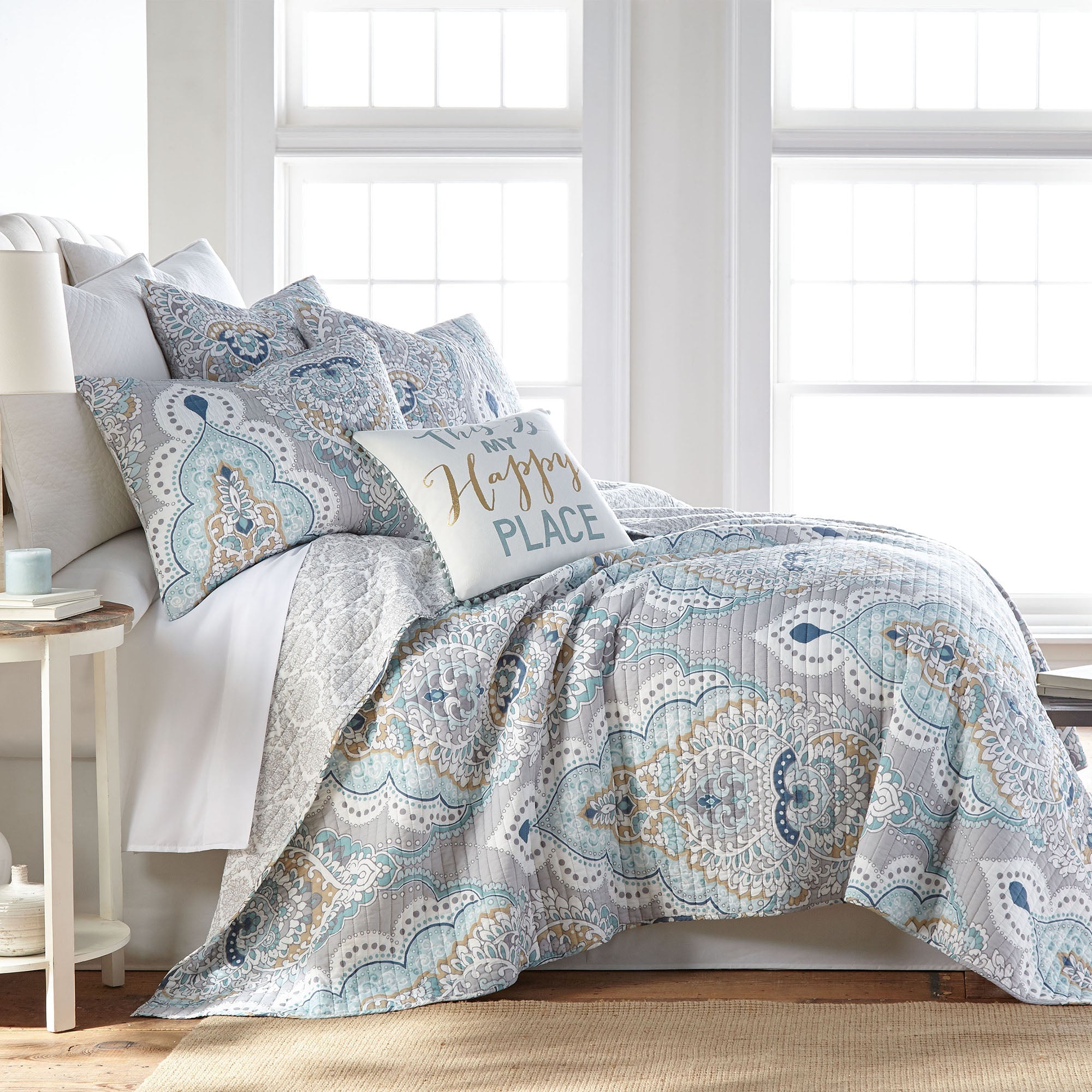 Olyria Luxury Quilt Set Queen Size - 3 Piece Bedding Set with Pillow Shams - Soft Microfiber Comforter for All Seasons - Perfect for Master Bedroom, Guest Room & Cozy Home Decor