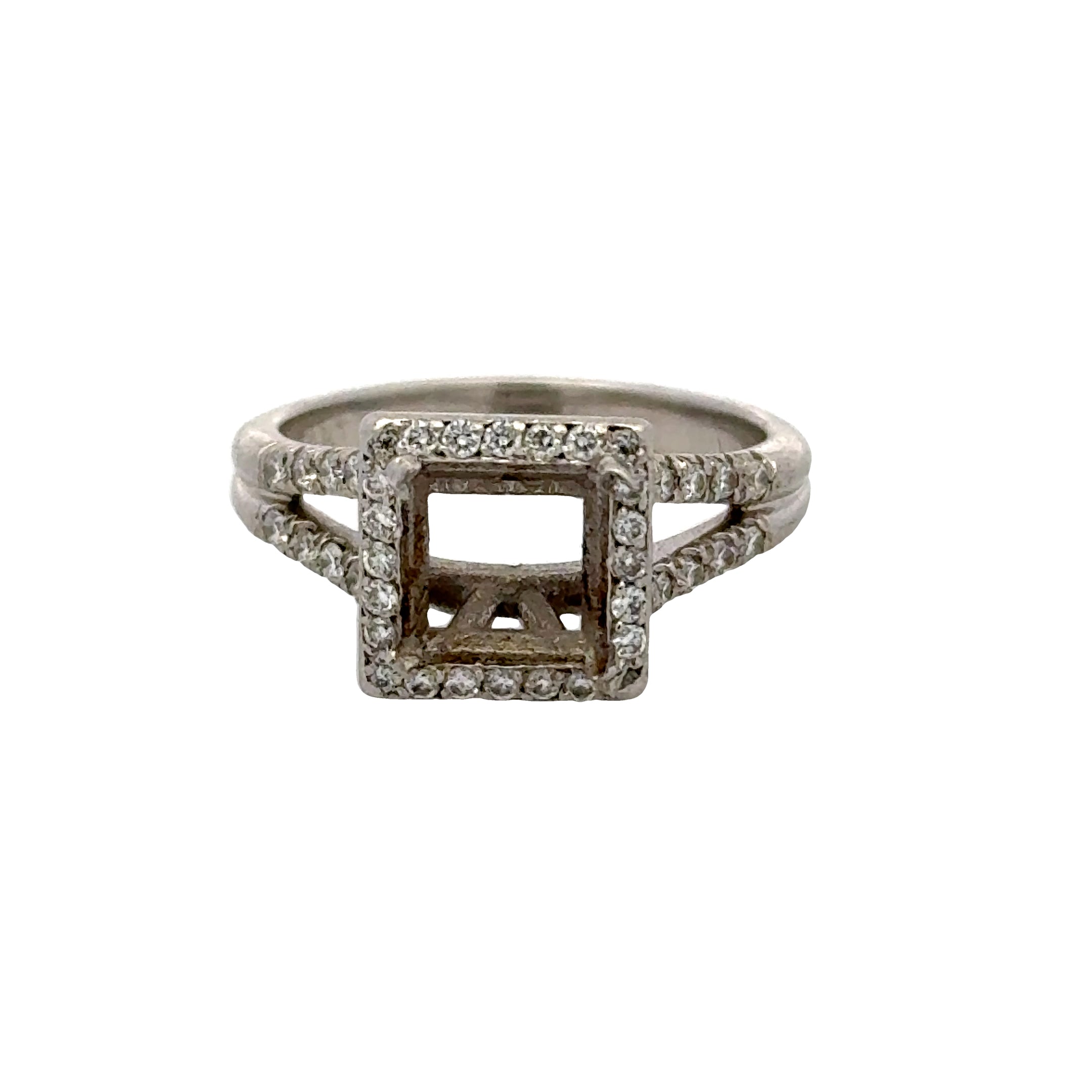 0.30 Carat Round Brilliant Cut H Color VS1 Clarity Diamond Engagement Ring in Platinum Setting - Perfect for Proposals, Anniversaries & Special Occasions