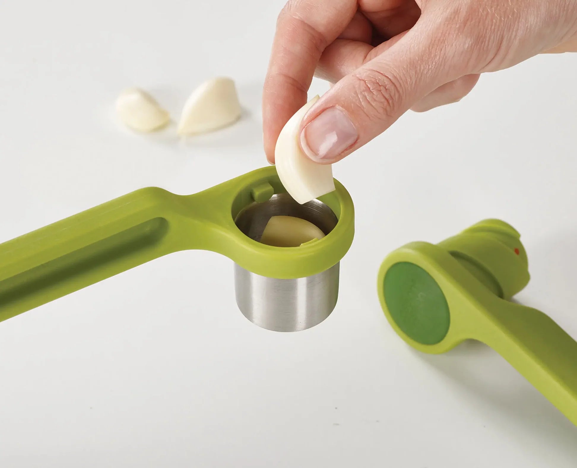 Premium Stainless Steel Garlic Press - Heavy Duty Easy Squeeze Mincer & Crusher with Ergonomic Handle for Kitchen, Cooking, and Meal Prep