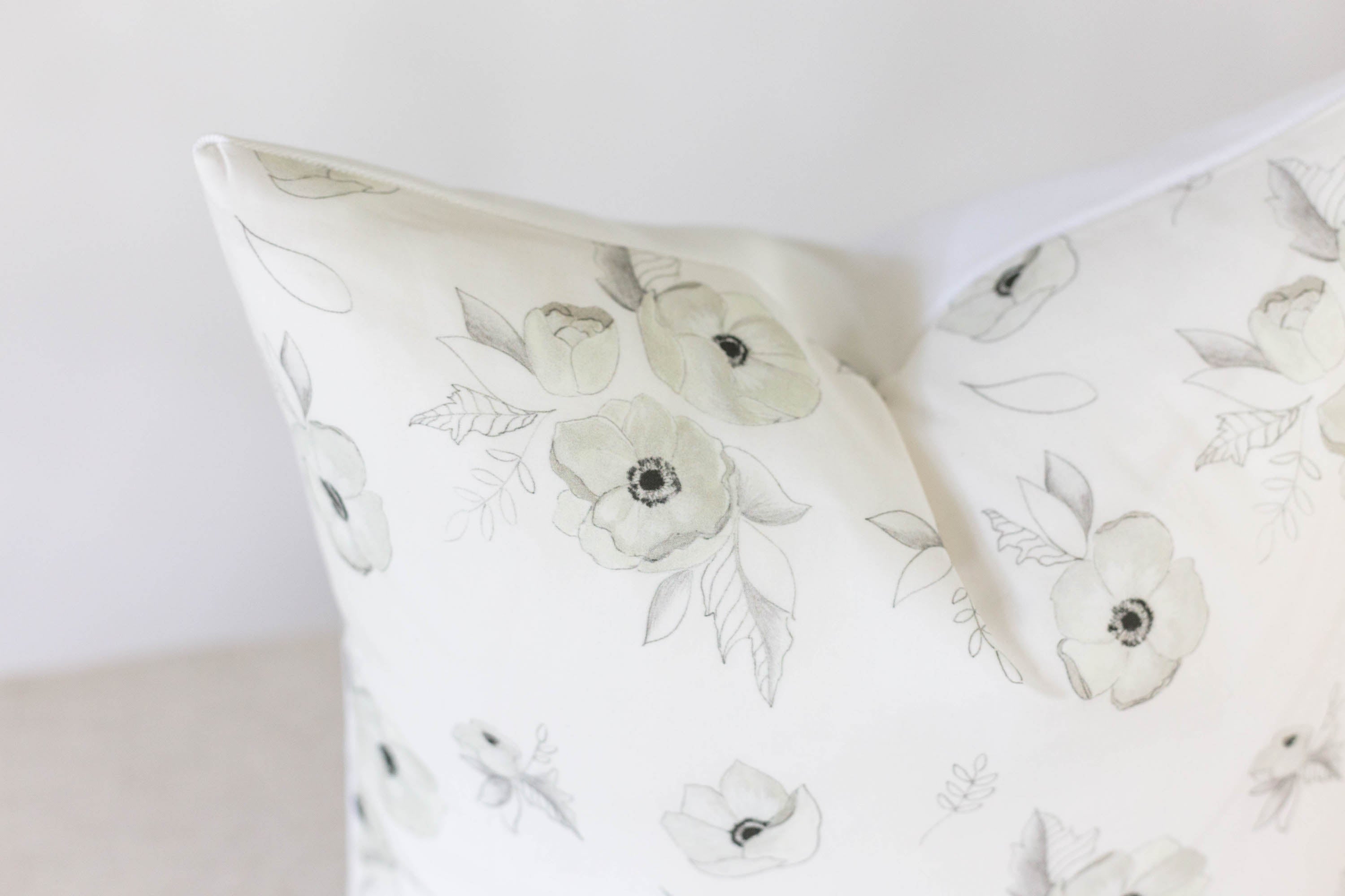 Premium Emmy Pillow Cover - Soft & Breathable Cotton Pillowcase for Home Decor, Bedroom, Living Room - Perfect for Sofas, Beds & Cozy Spaces