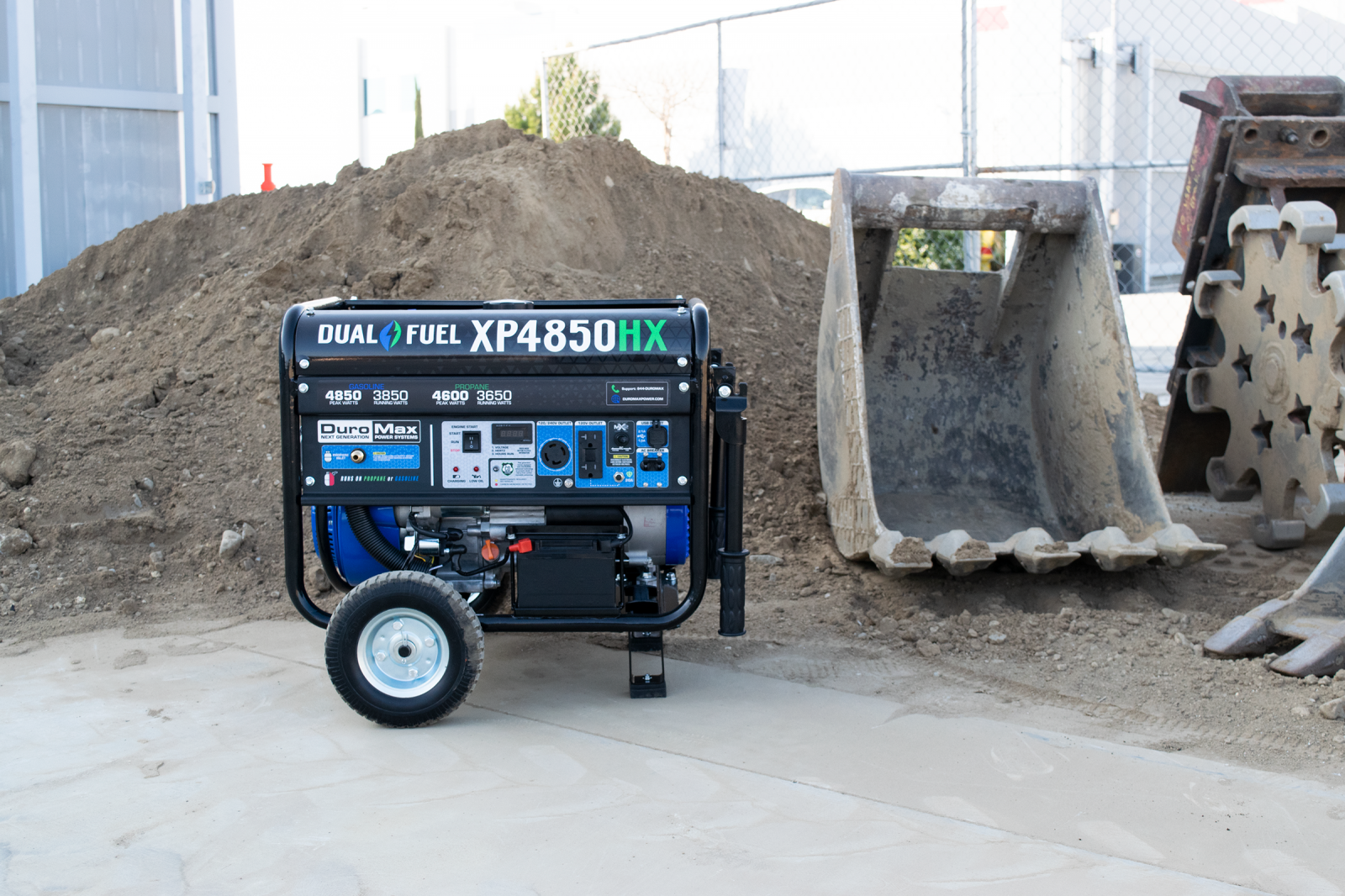 8500W Dual Fuel Portable Inverter Generator with CO Alert - Reliable Power for Camping, RV Trips & Emergency Backup
