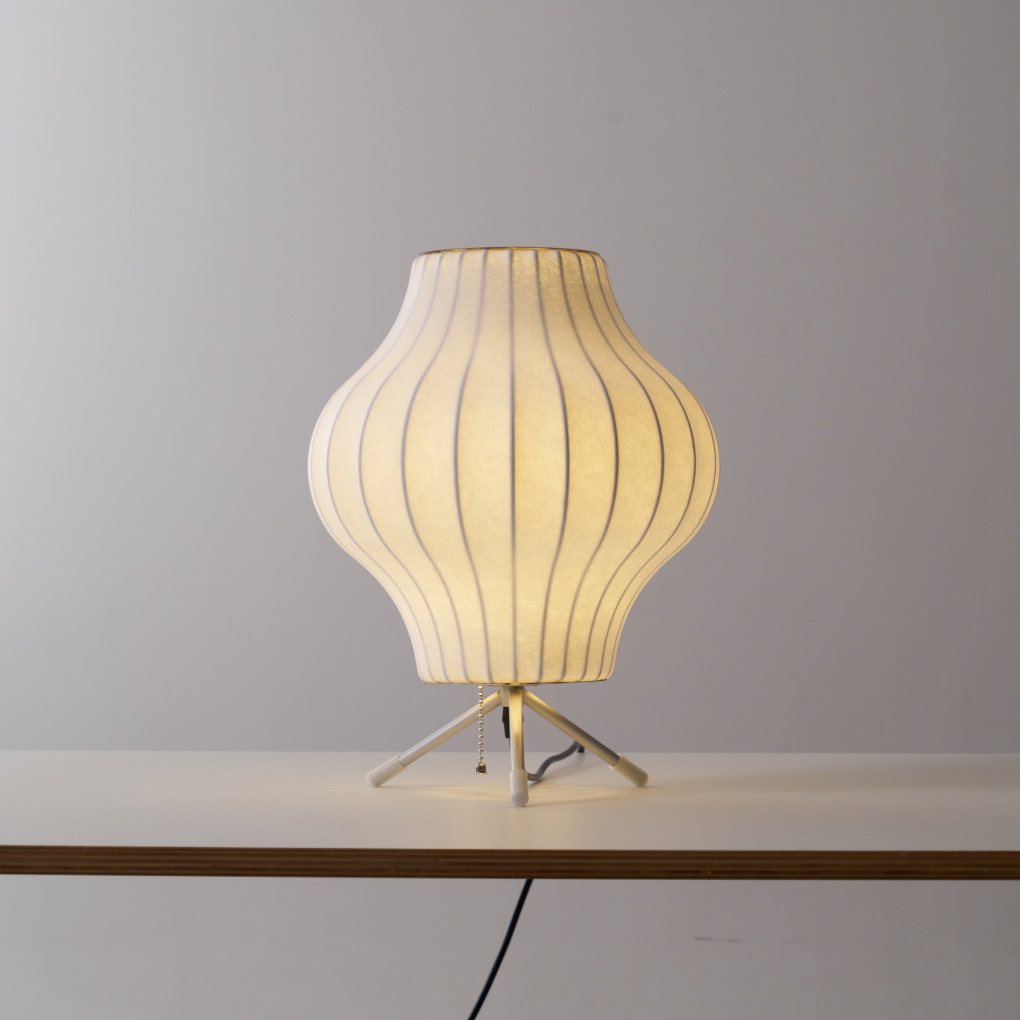 Nelson Tripod Table Lamp - Modern Adjustable Desk Light for Home Office, Bedroom & Living Room - Stylish Mid-Century Design with Warm Ambient Lighting