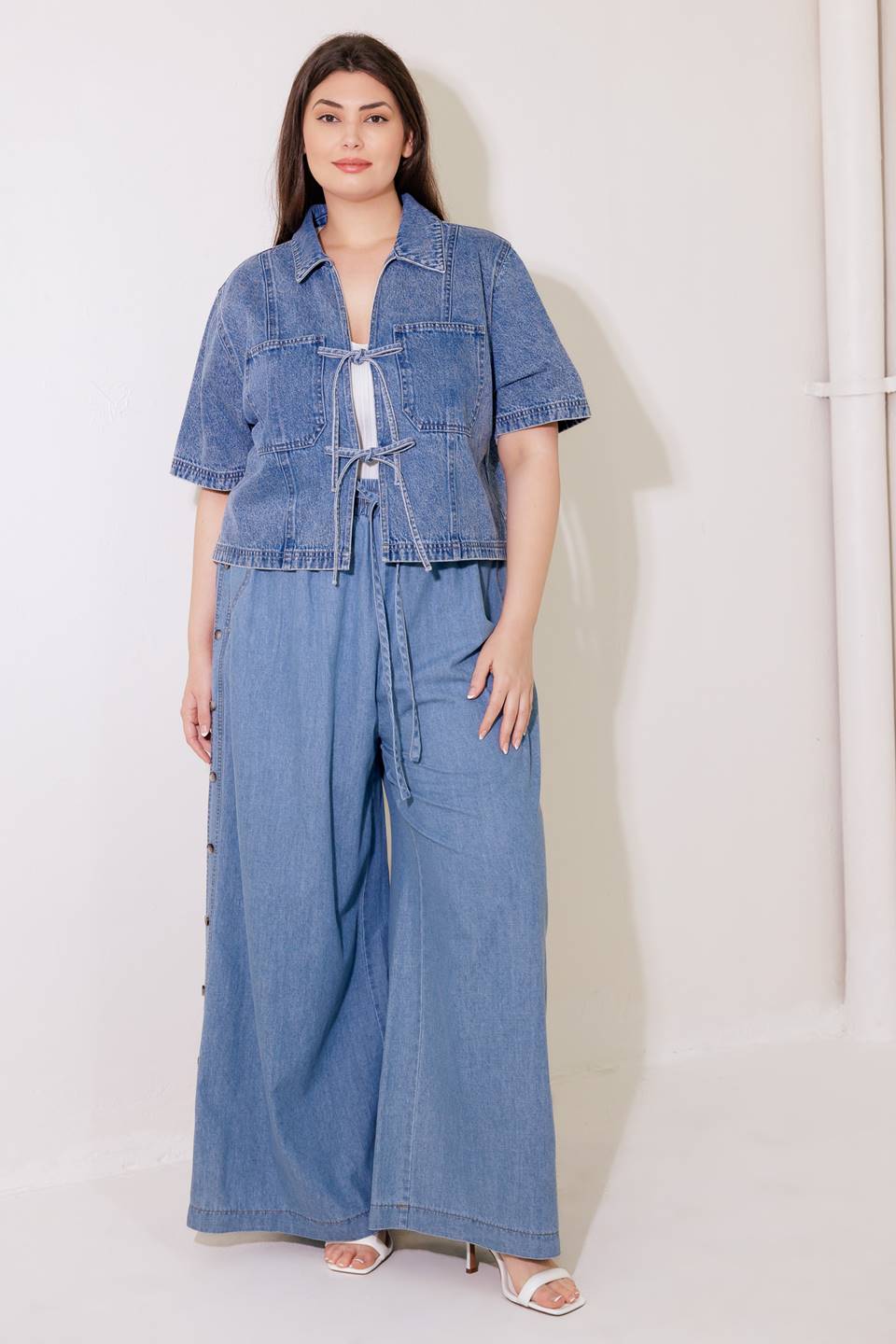 BY CHANCE Women's Denim Top - Stylish Casual Shirt for Everyday Wear, Date Night & Outfits | Fashionable & Comfortable Denim Shirt for Women