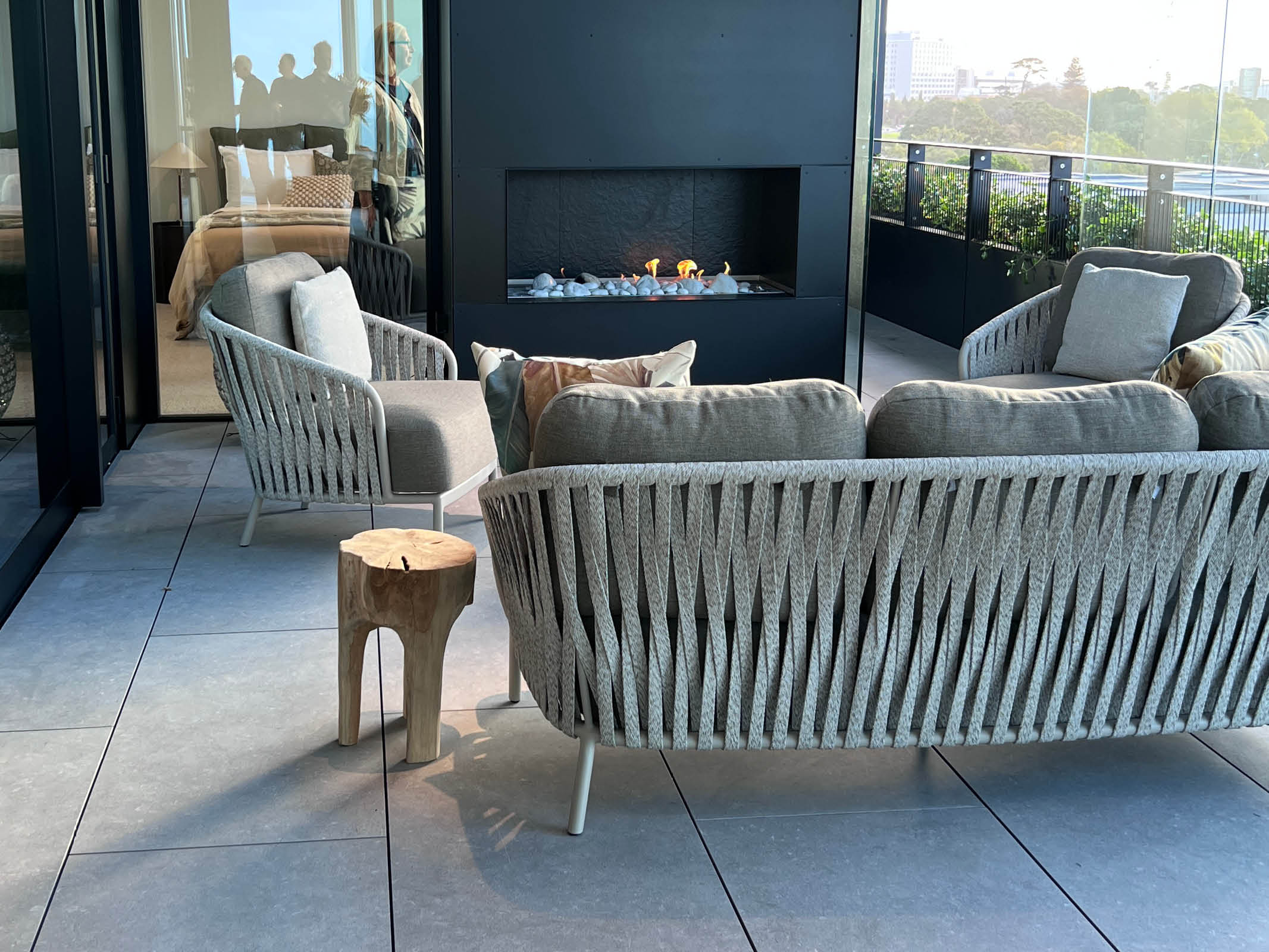 James Lounge Chair - Modern Comfortable Recliner for Living Room, Bedroom & Office - Perfect for Relaxing, Reading & Napping