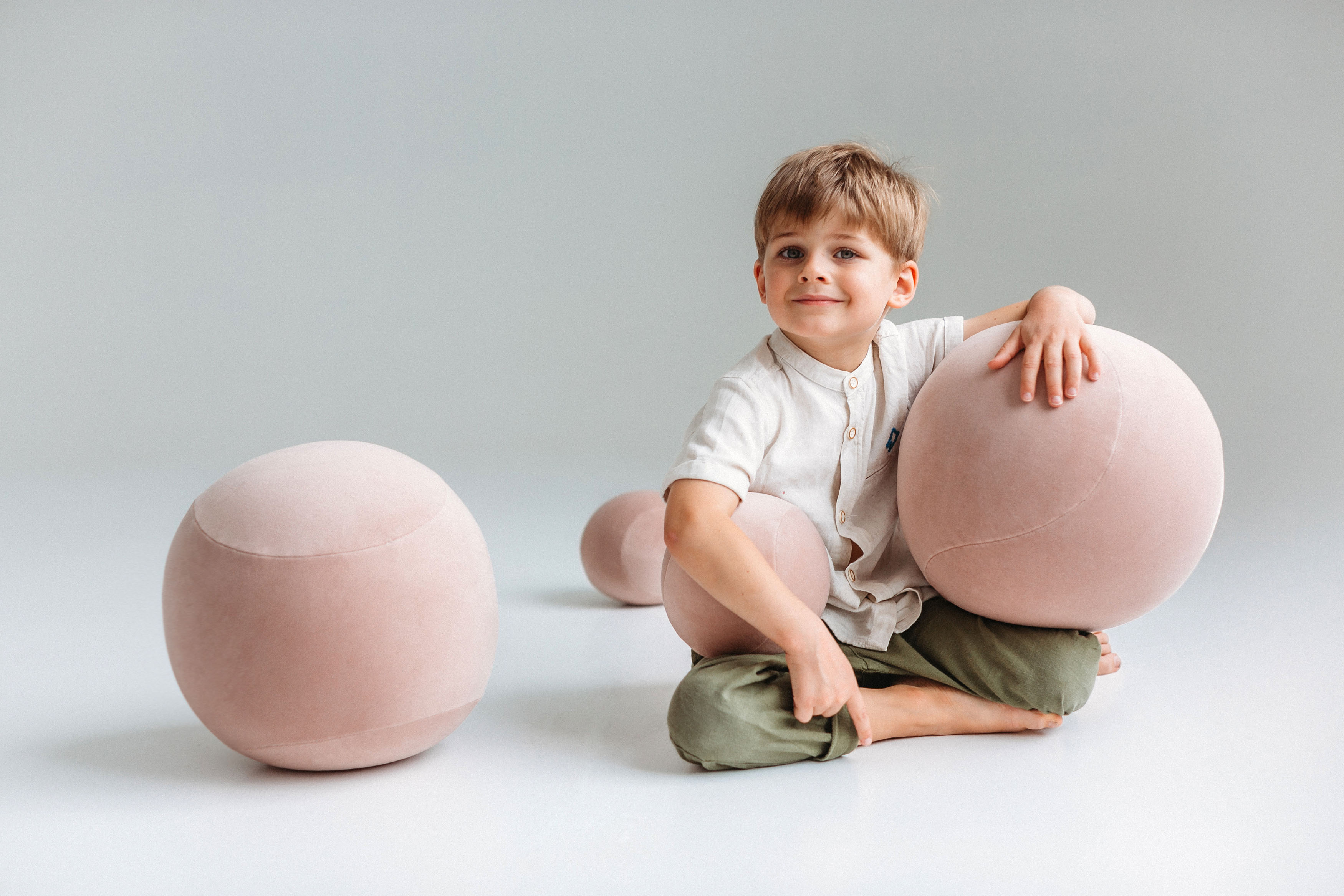 Noom Gropius Baby Spheric Ottoman - Modern Nursery Pouf with Storage, Soft Round Footstool for Kids Room Decor | Perfect for Playrooms, Bedrooms & Daycare Centers