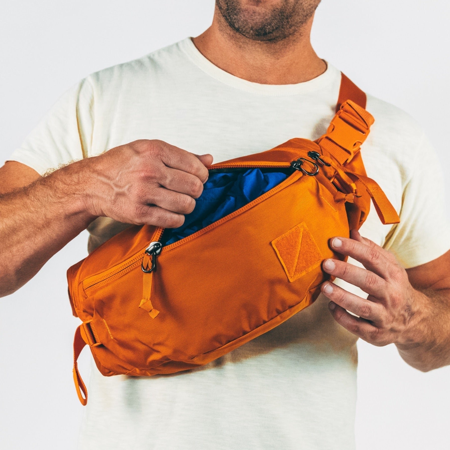 Evergoods Mountain Hip Pack 3.5L - Durable Waist Bag for Hiking, Travel & Everyday Use - Water-Resistant Outdoor Fanny Pack with Multiple Pockets