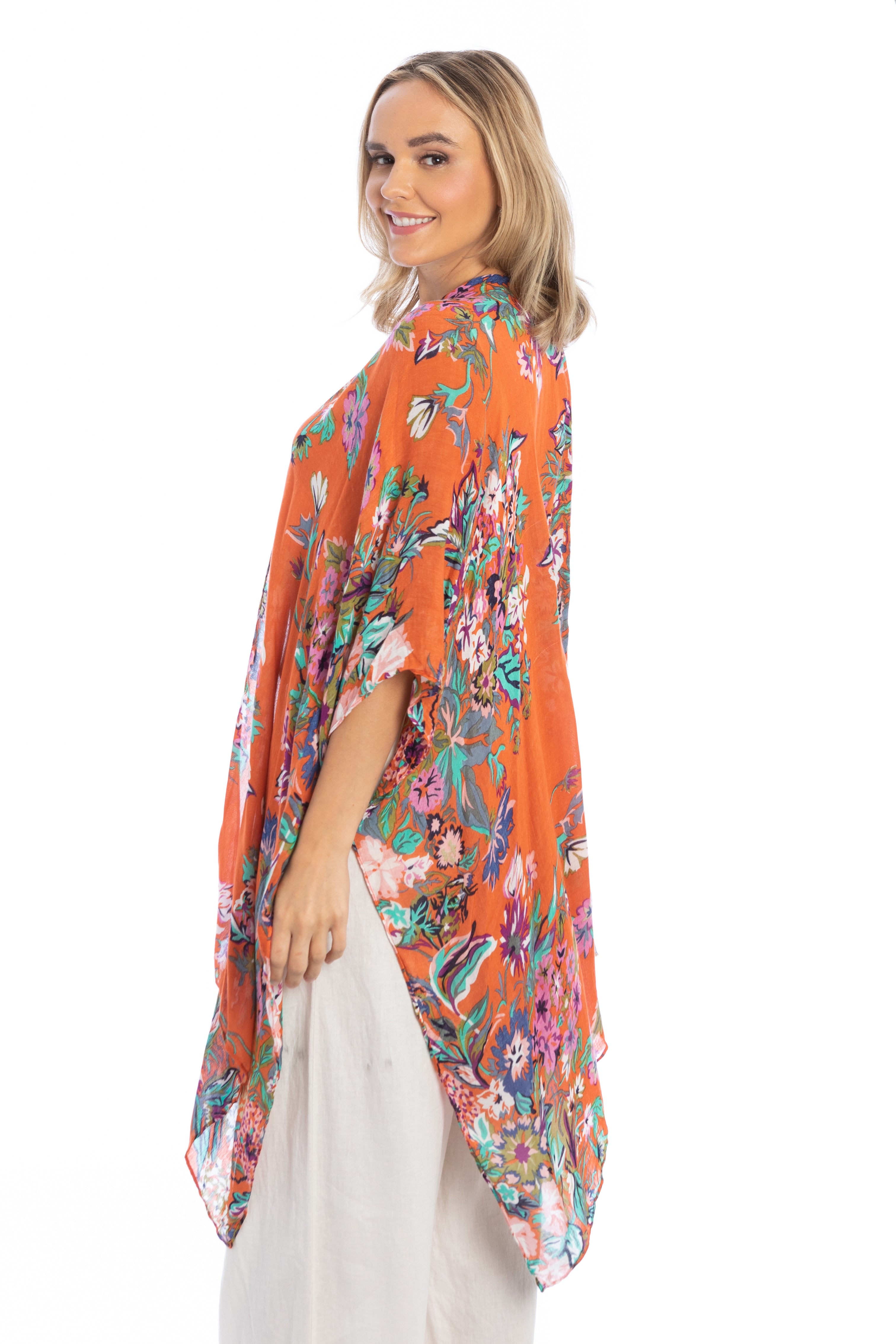 Elegant Floral Kimono Robe - Lightweight & Flowy Women's Cover Up for Beach, Pool, or Lounge Wear