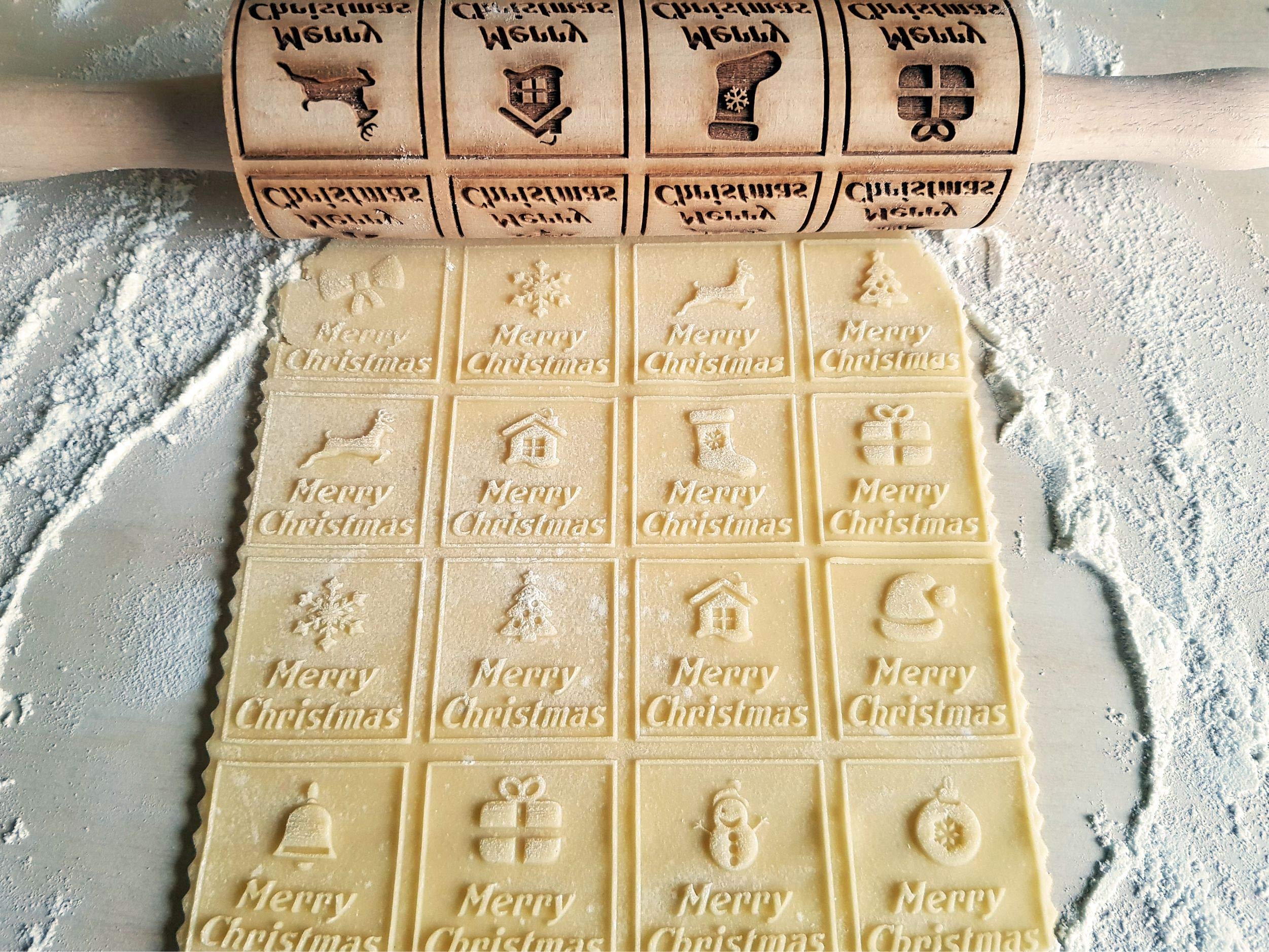 Christmas Rolling Pin for Gingerbread Cookies - Embossed Dough Roller with Merry Christmas Design - Perfect for Holiday Baking, DIY Cookies & Festive Gifts