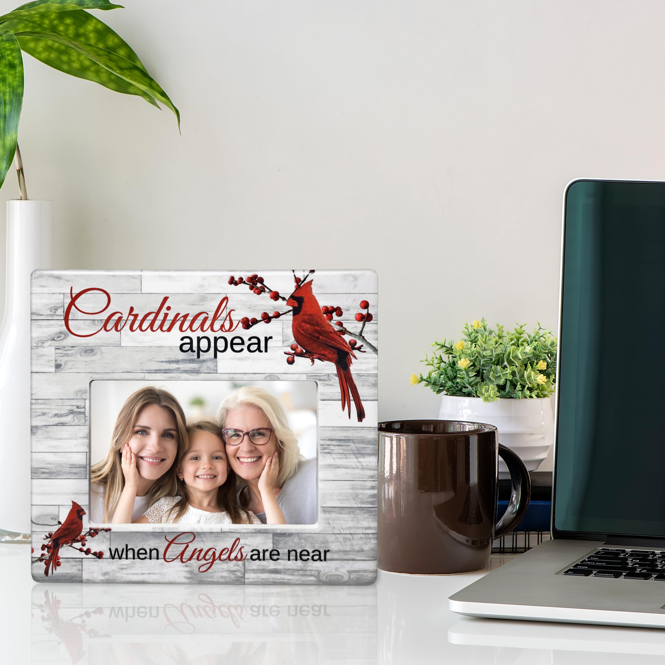 BANBERRY DESIGNS Memorial Picture Frame - Wood Grain Look with Red Cardinals on Berry Branches - Sympathy Gift for Loss of Loved One - Perfect for Condolence, Funeral, or Home Memorial Display