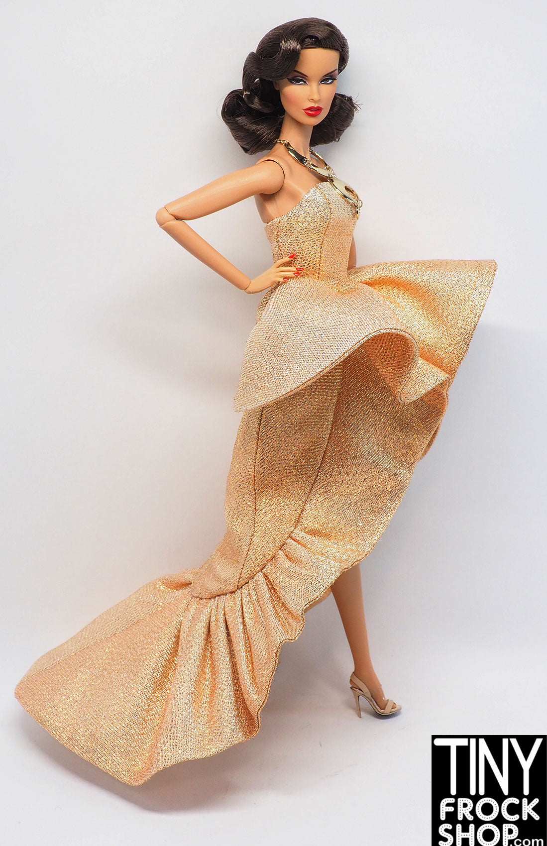 Integrity A Dolls Life Vanessa Gold Metallic Woven Flounce Dress - Elegant Fashion Doll Outfit for Collectors & Display, Perfect for Doll Photography & Themed Collections