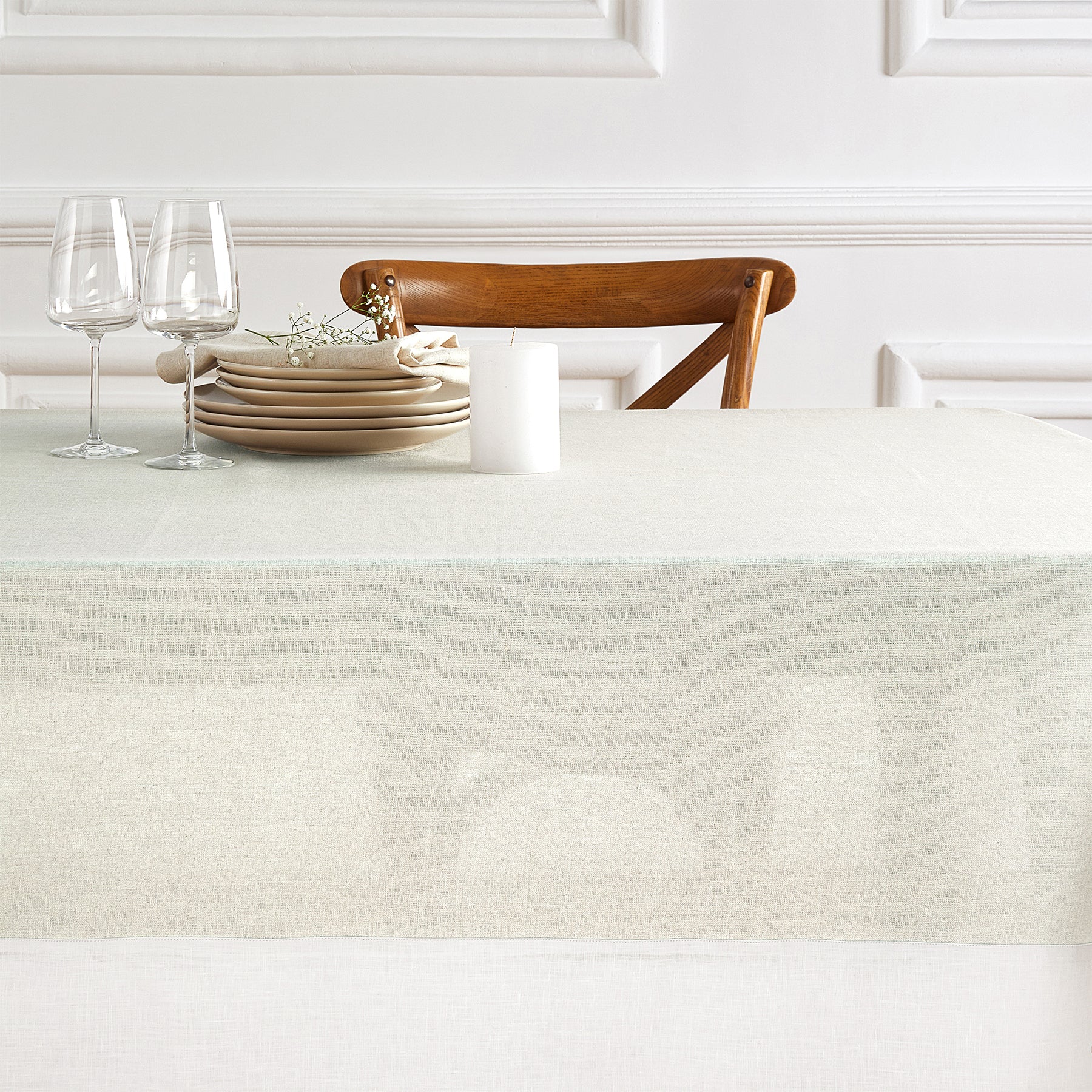 Stylish Contempo Tablecloth - Waterproof & Wrinkle-Free - Perfect for Dining, Parties & Home Decor
