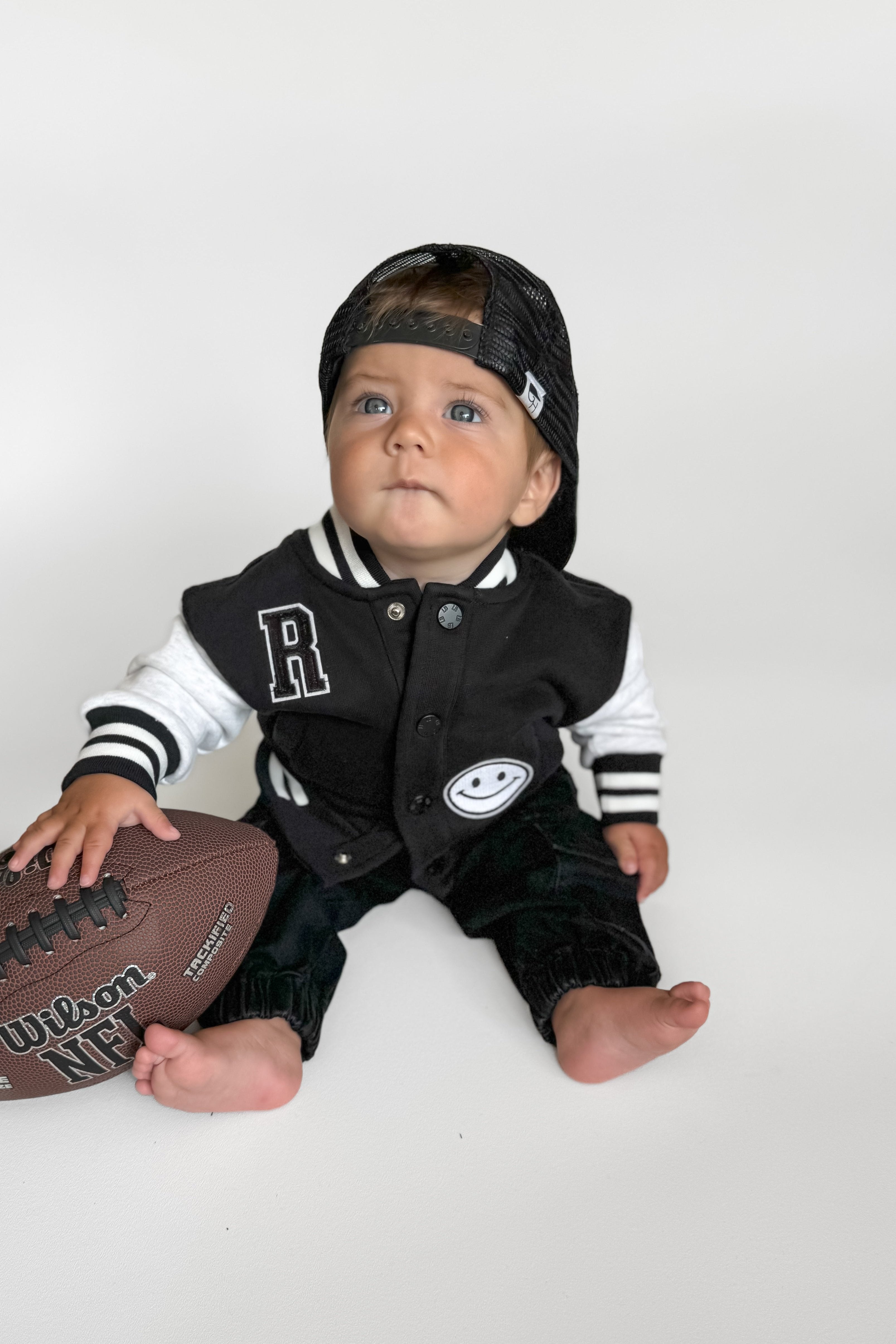Stylish Black Varsity Jacket for Men & Women - Trendy Letterman Jacket for Casual Wear, Sports, and School Events