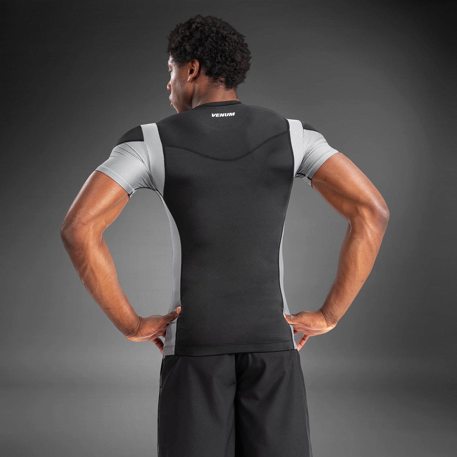 Venum Tempest Men's Short Sleeve Rashguard - Black/Grey MMA, BJJ & Training Shirt - Moisture Wicking & UV Protection for Combat Sports & Fitness