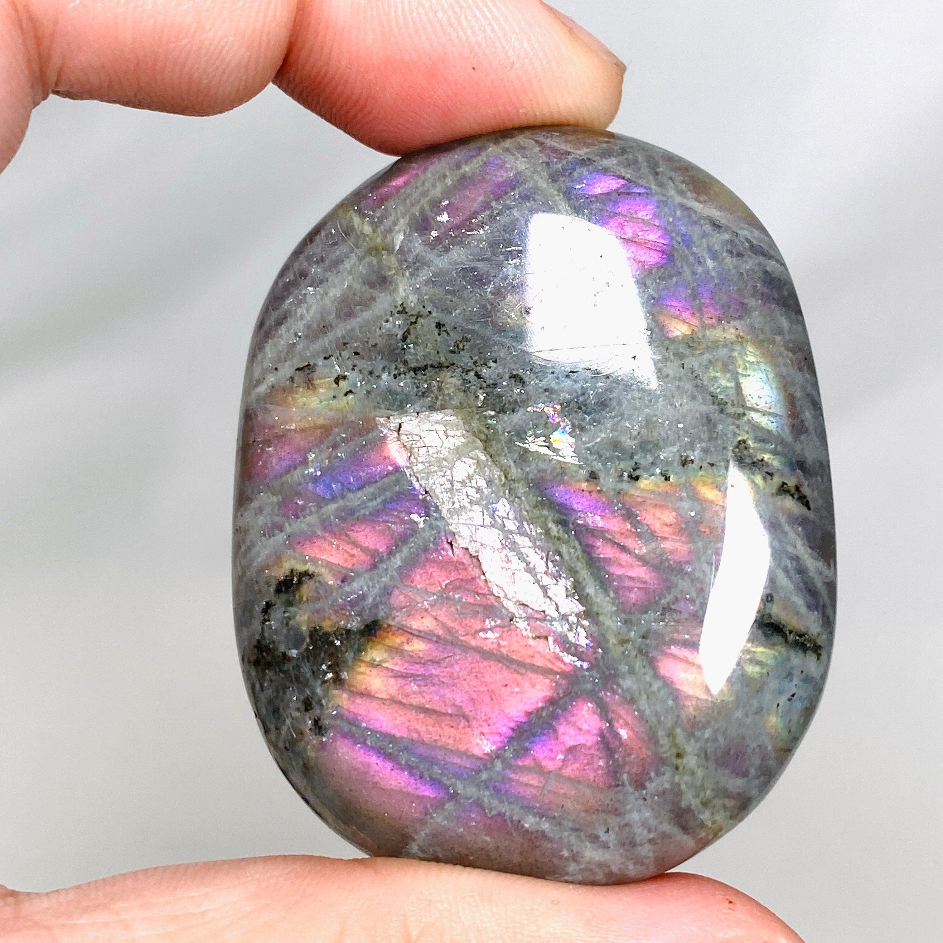Natural Purple Labradorite Palm Stone - High Grade Healing Crystal for Meditation, Stress Relief & Energy Balancing - Perfect for Reiki, Yoga & Spiritual Practices