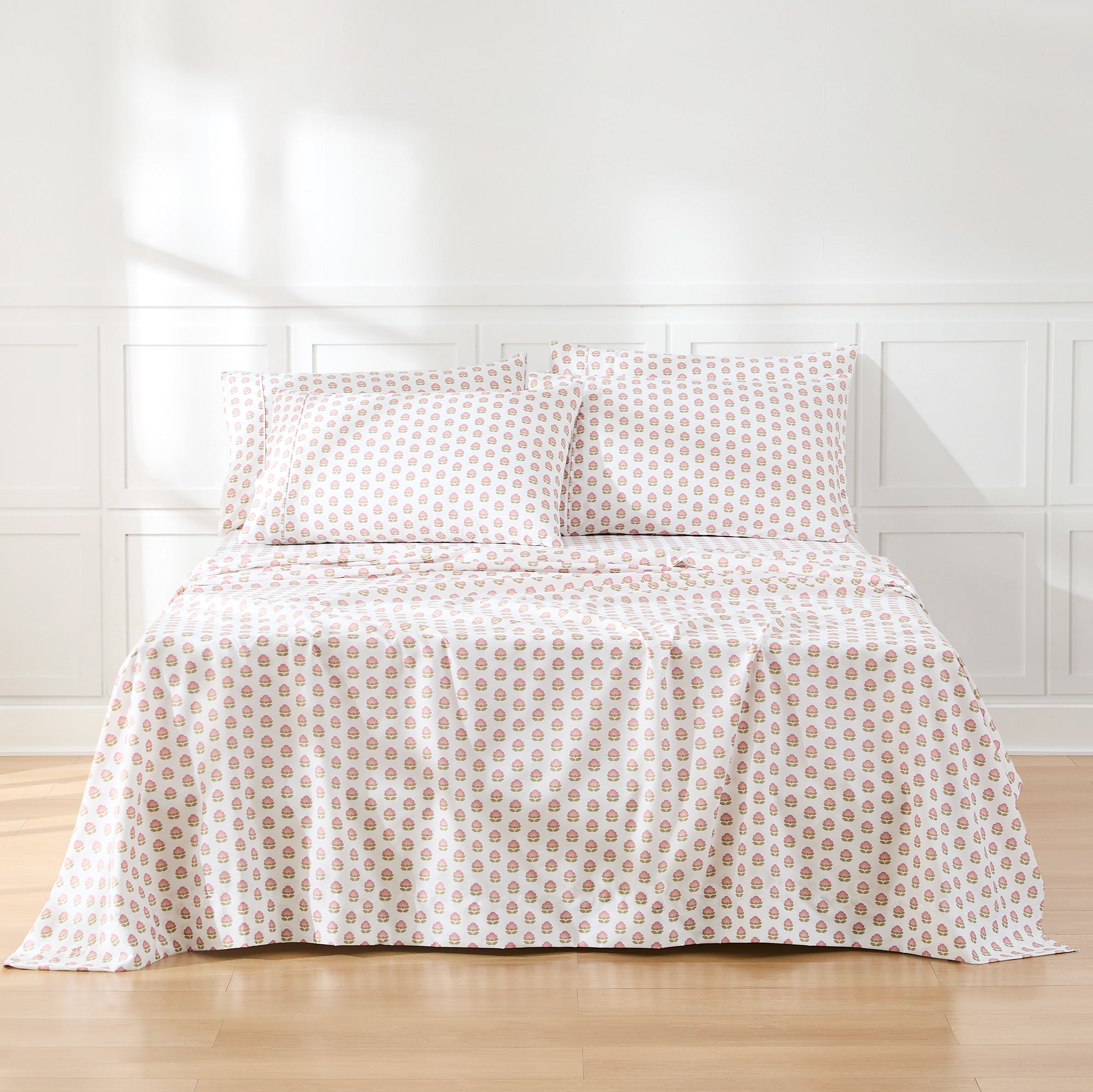 Prisha Floral Sheet Set - Queen Size 4-Piece Soft Cotton Bedding Set for Comfortable Sleep - Perfect for Master Bedroom, Guest Room & Dorm Decor
