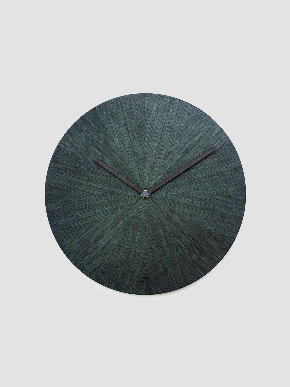 Stylish Modern Wall Clock with Silent Non-Ticking Mechanism - Perfect for Home, Office, and Classroom Decor | Rays Wall Clock