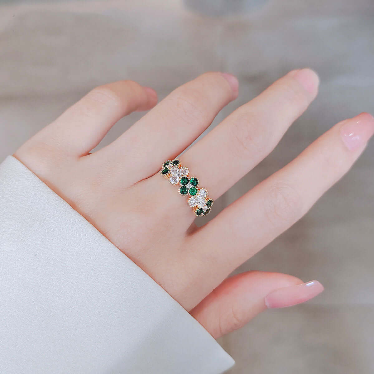 Lucky Gold Four Leaf Clover Adjustable Ring for Women & Men – Elegant Irish Shamrock Jewelry Gift for St. Patrick's Day, Wedding & Good Luck Charm