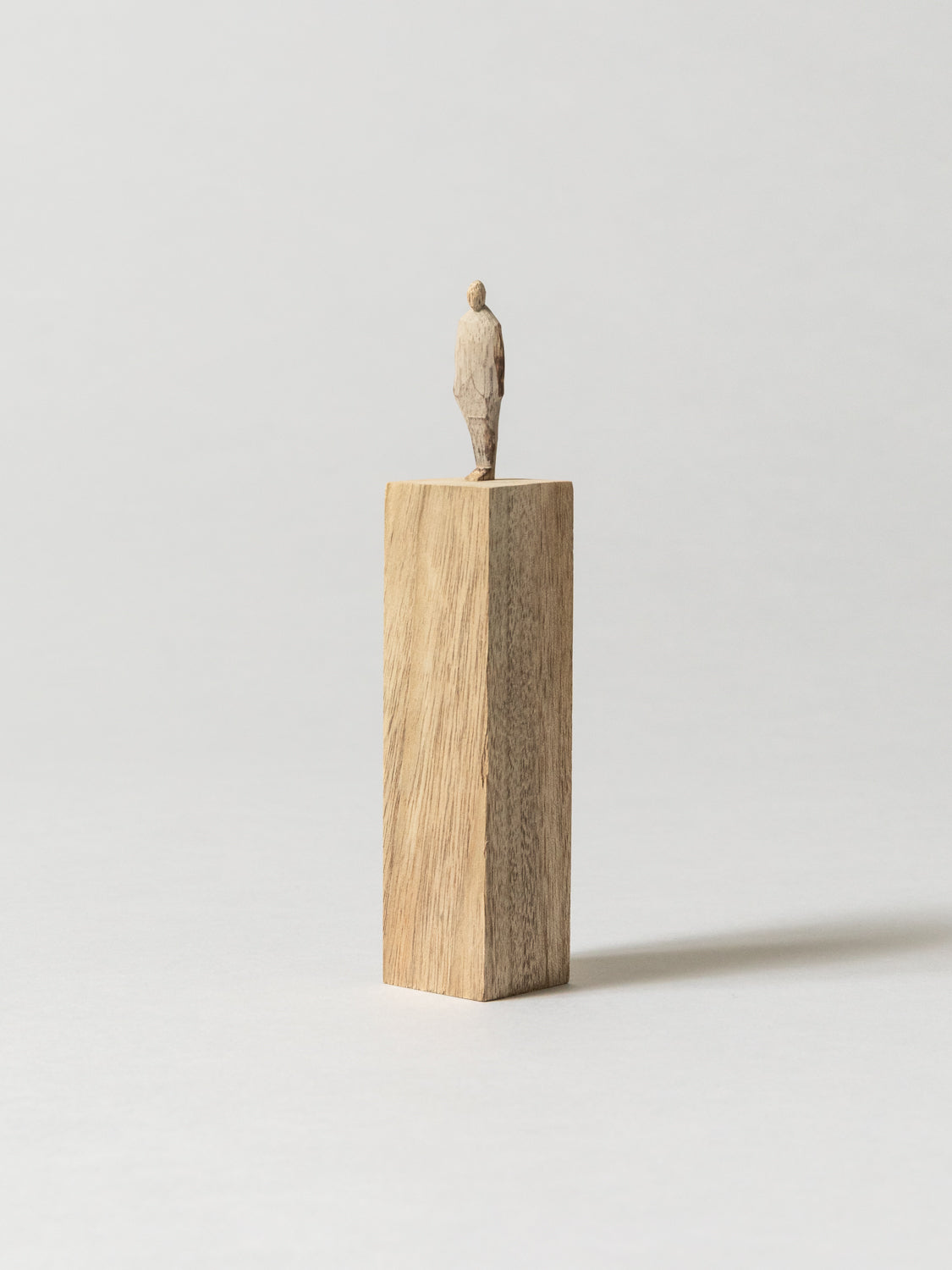 Olectronica Handcrafted Wooden Statuette - Natural Wood Home Decor | Perfect for Living Room, Bedroom & Office Display