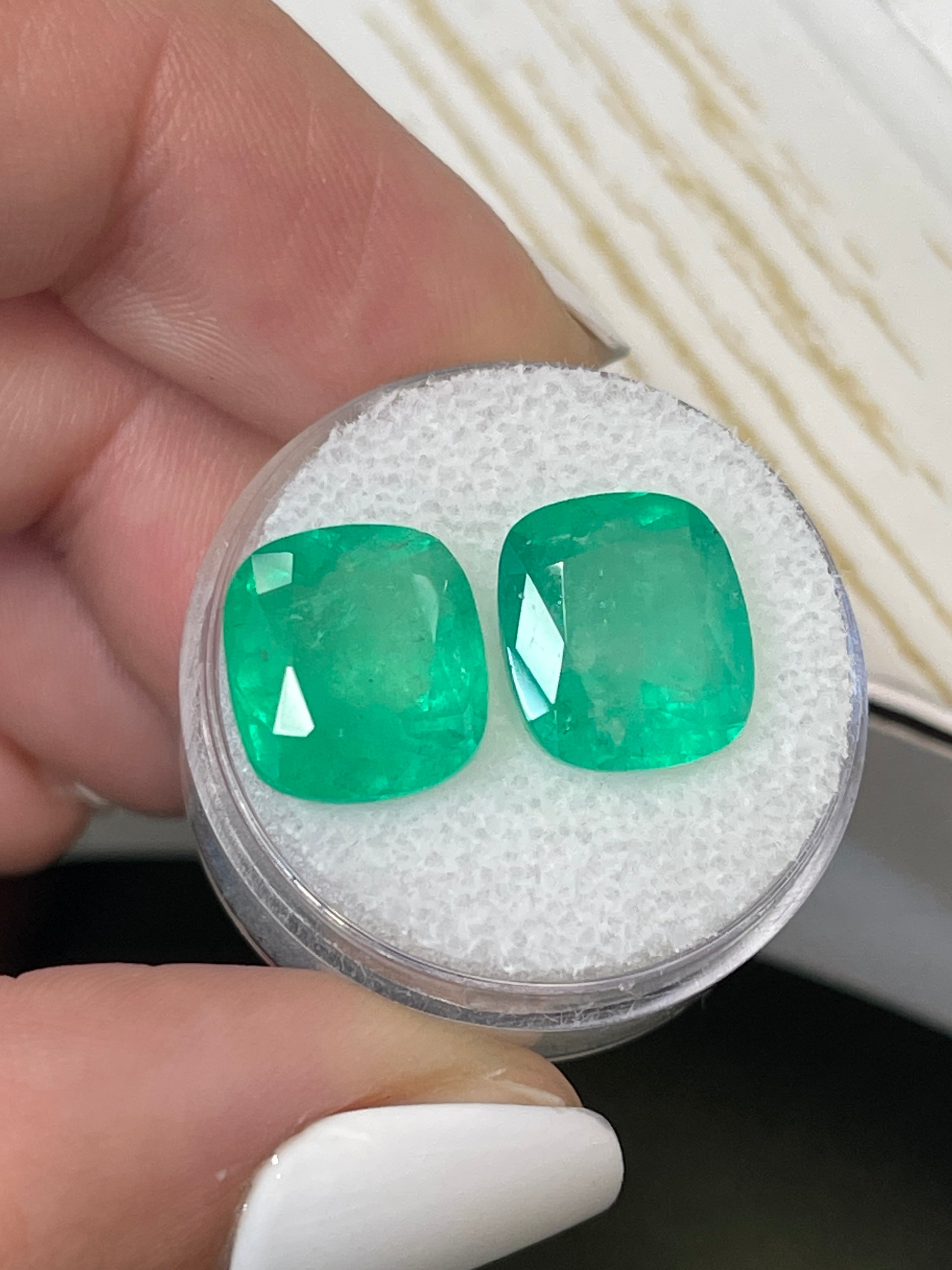 Natural Colombian Loose Emeralds 11.11tcw 12x11mm Cushion Cut - Yellowish Green Gemstones for Jewelry Making, Engagement Rings & Luxury Gifts