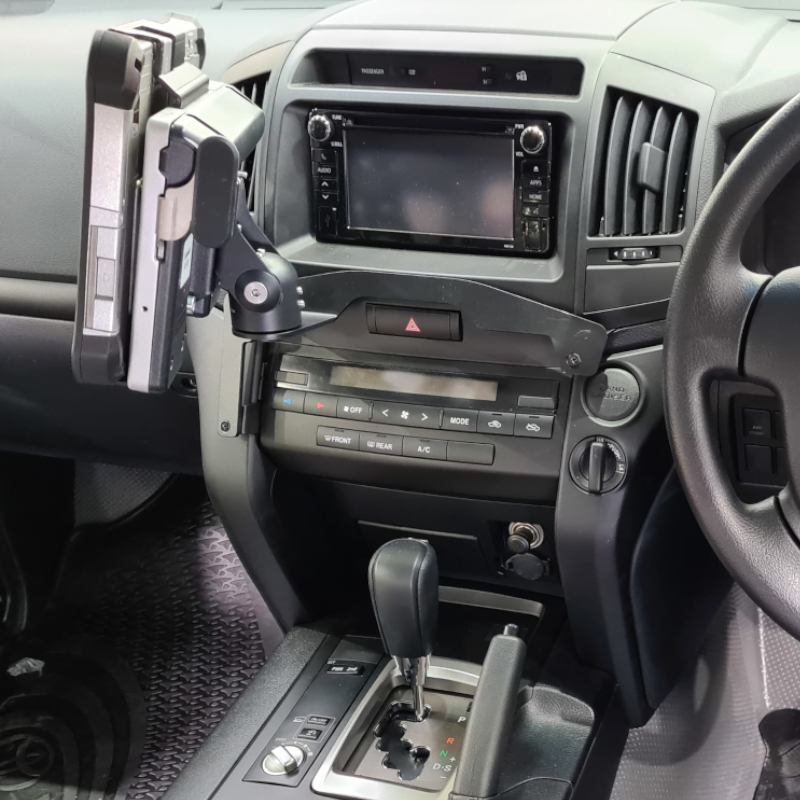 Toyota LandCruiser 200 (2008+) Universal Car Phone Mount Holder - Durable InDash Dashboard Stand for iPhone Samsung GPS - Perfect for Off-Roading, Camping & Road Trips