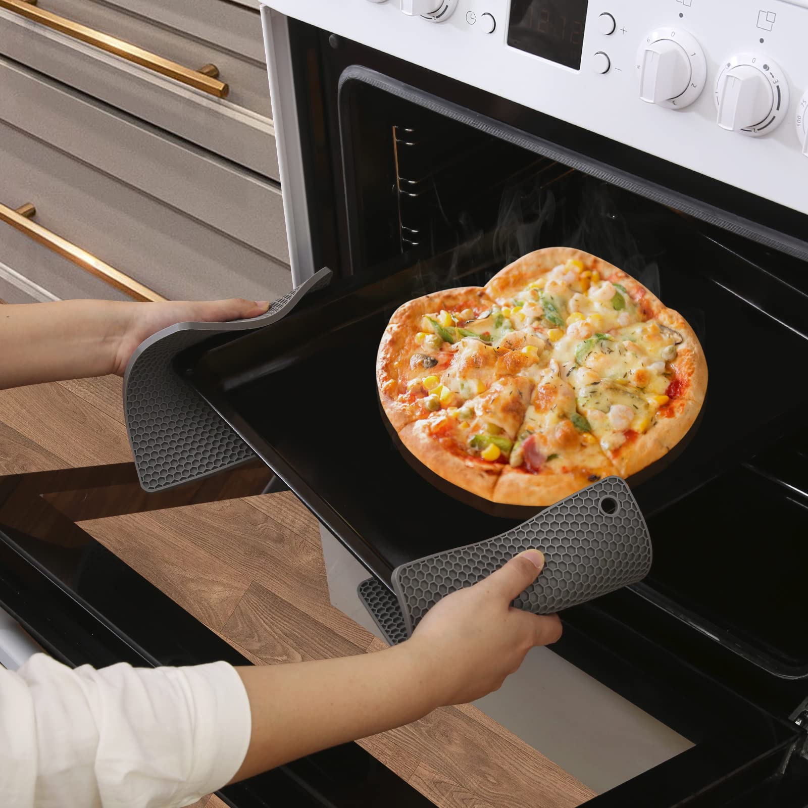 Heat Resistant Silicone Trivets for Hot Pots & Pans - Non-Slip Kitchen Pot Holders, Countertop Hot Pads & Heat Mats for Stovetop, Oven & Dining Table - Perfect for Cooking, Baking & Serving Hot Dishes Safely