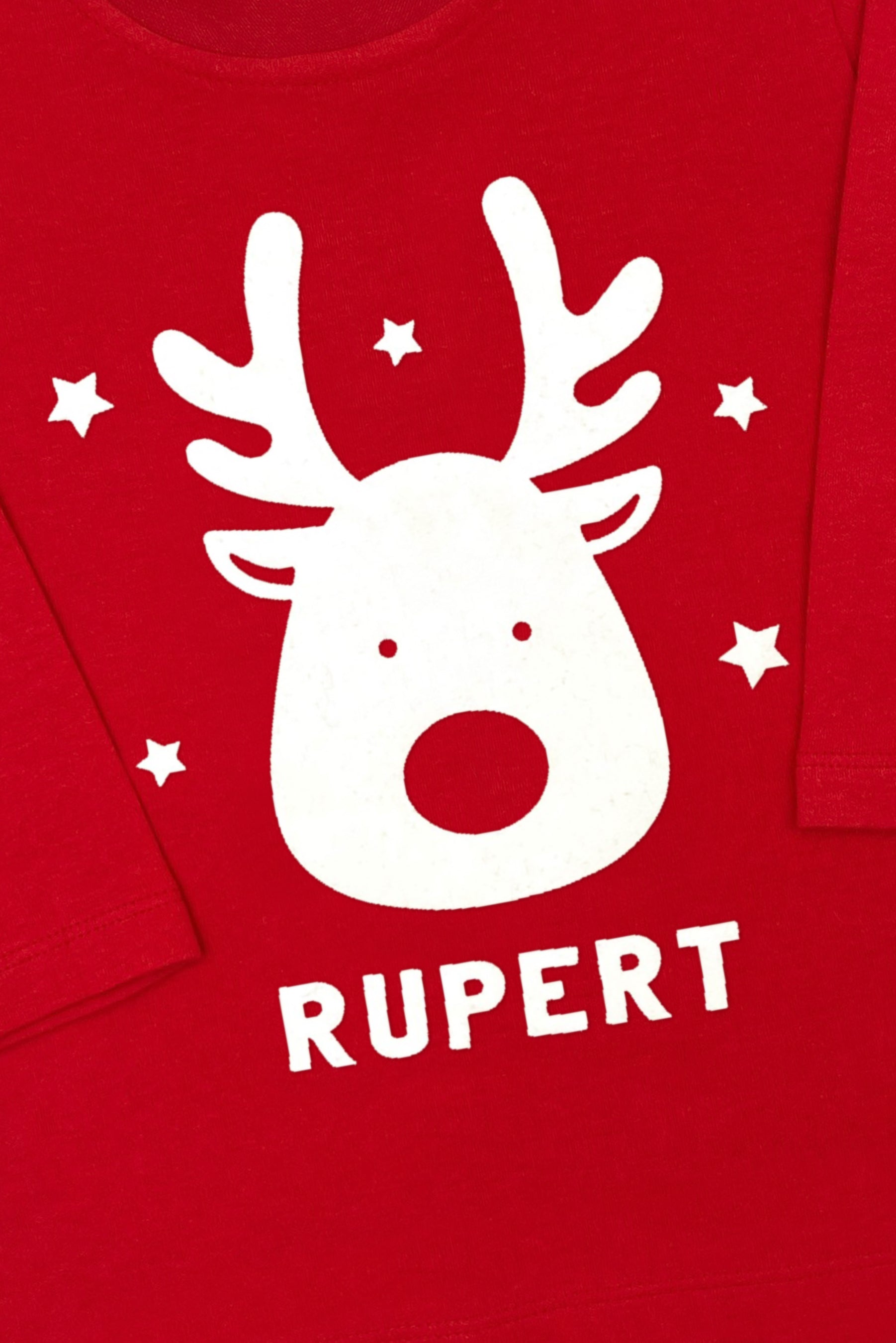 Custom Christmas Reindeer Graphic T-Shirt for Men & Women - Funny Holiday Gift for Family & Friends - Perfect for Christmas Parties & Festive Gatherings