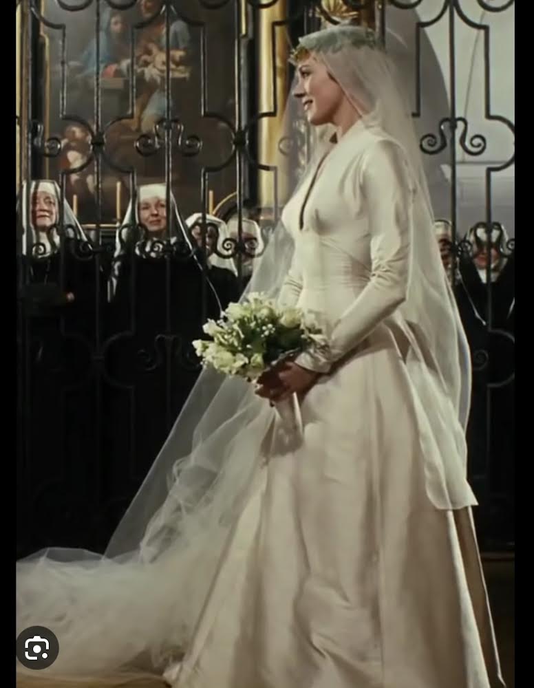 Monarch Royal Cathedral Bridal Veil - Elegant Wedding Veil for Bride | Perfect for Church Ceremony, Cathedral Wedding & Formal Occasions