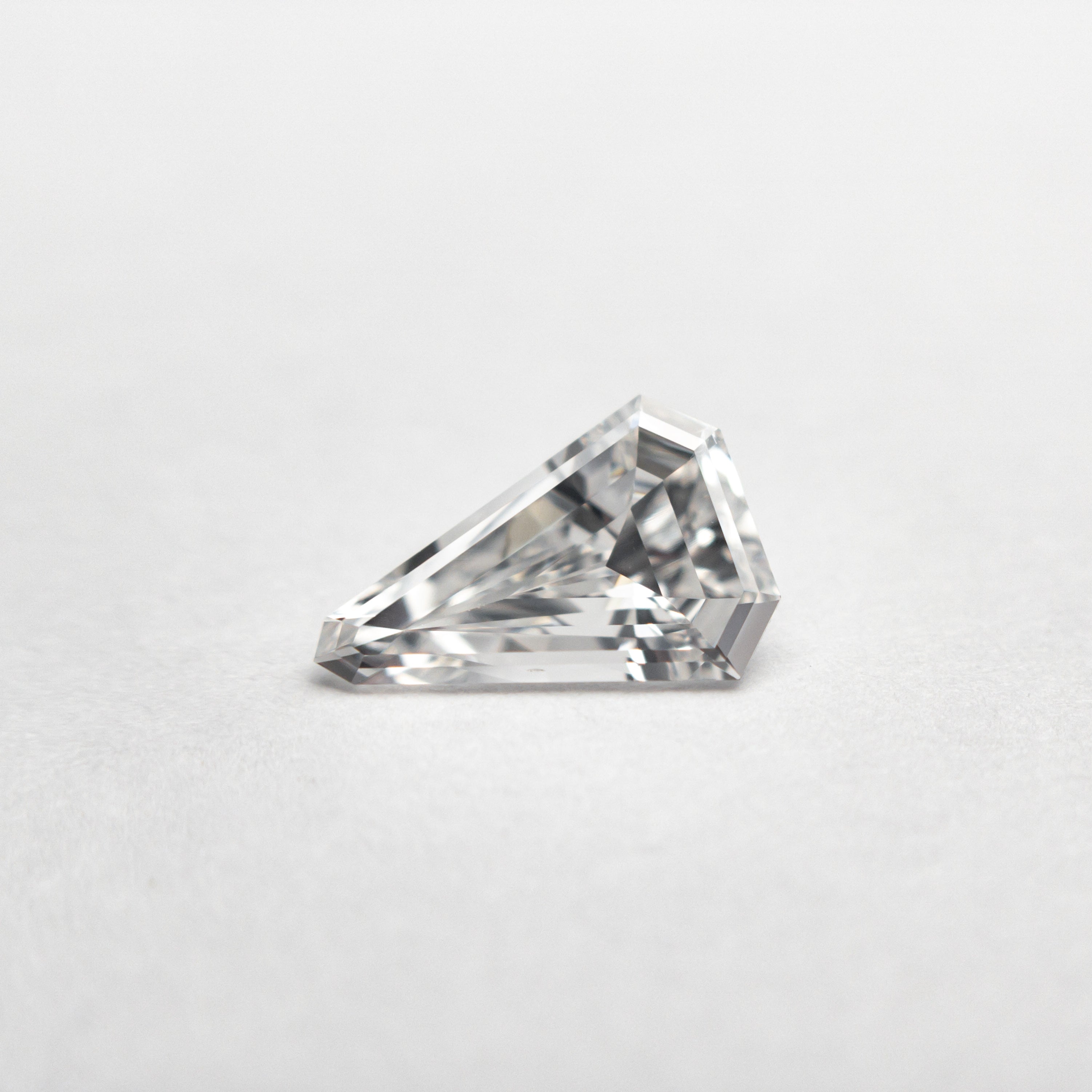 0.43ct VS2 E Color Shield Step Cut Diamond - 7.70x5.11x2.12mm for Engagement Rings & Fine Jewelry