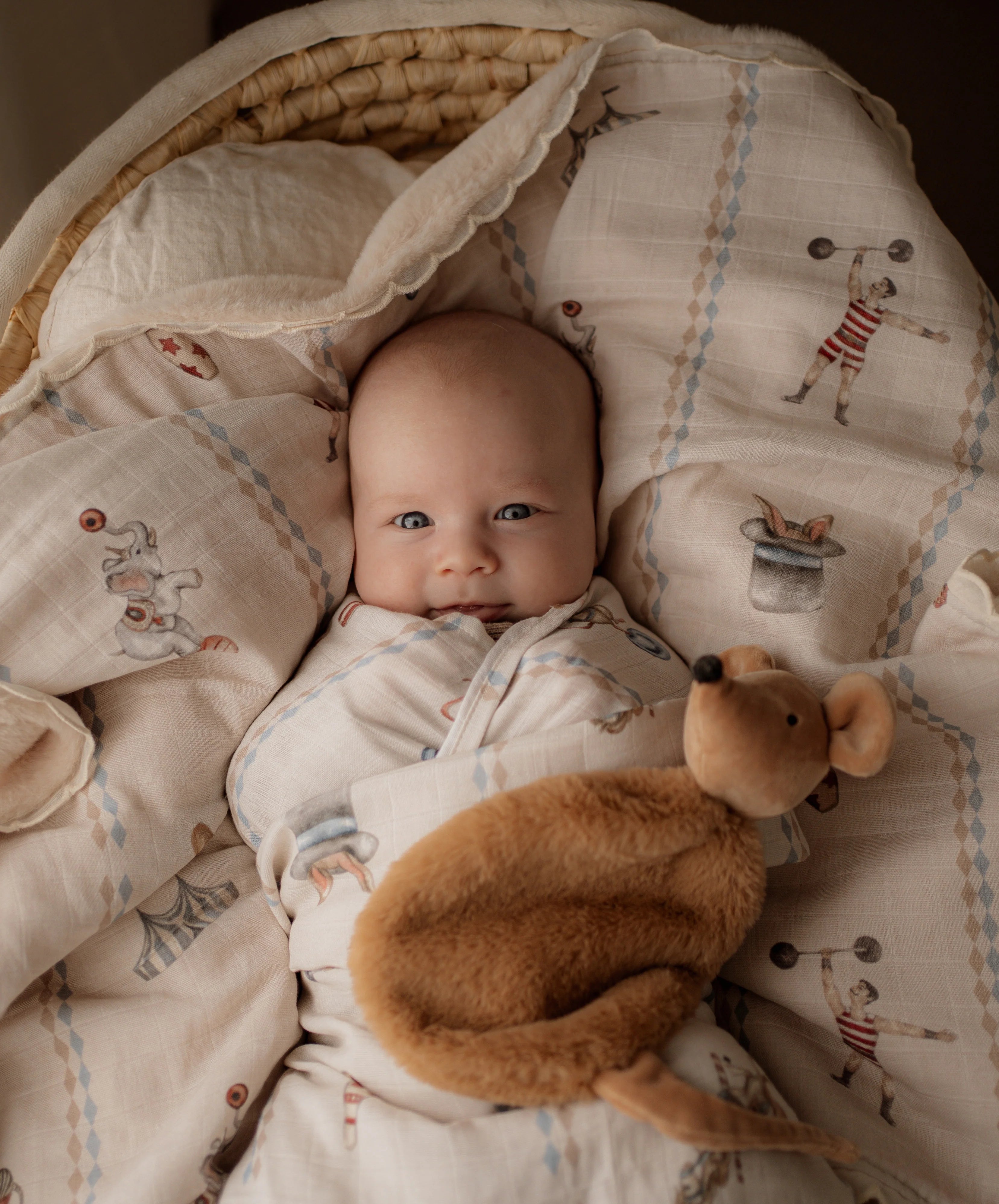 Pop Ya Tot Organic Muslin Swaddle Blanket - Soft Breathable Baby Wrap for Newborns & Infants - Perfect for Swaddling, Nursing Cover, and Stroller Blanket